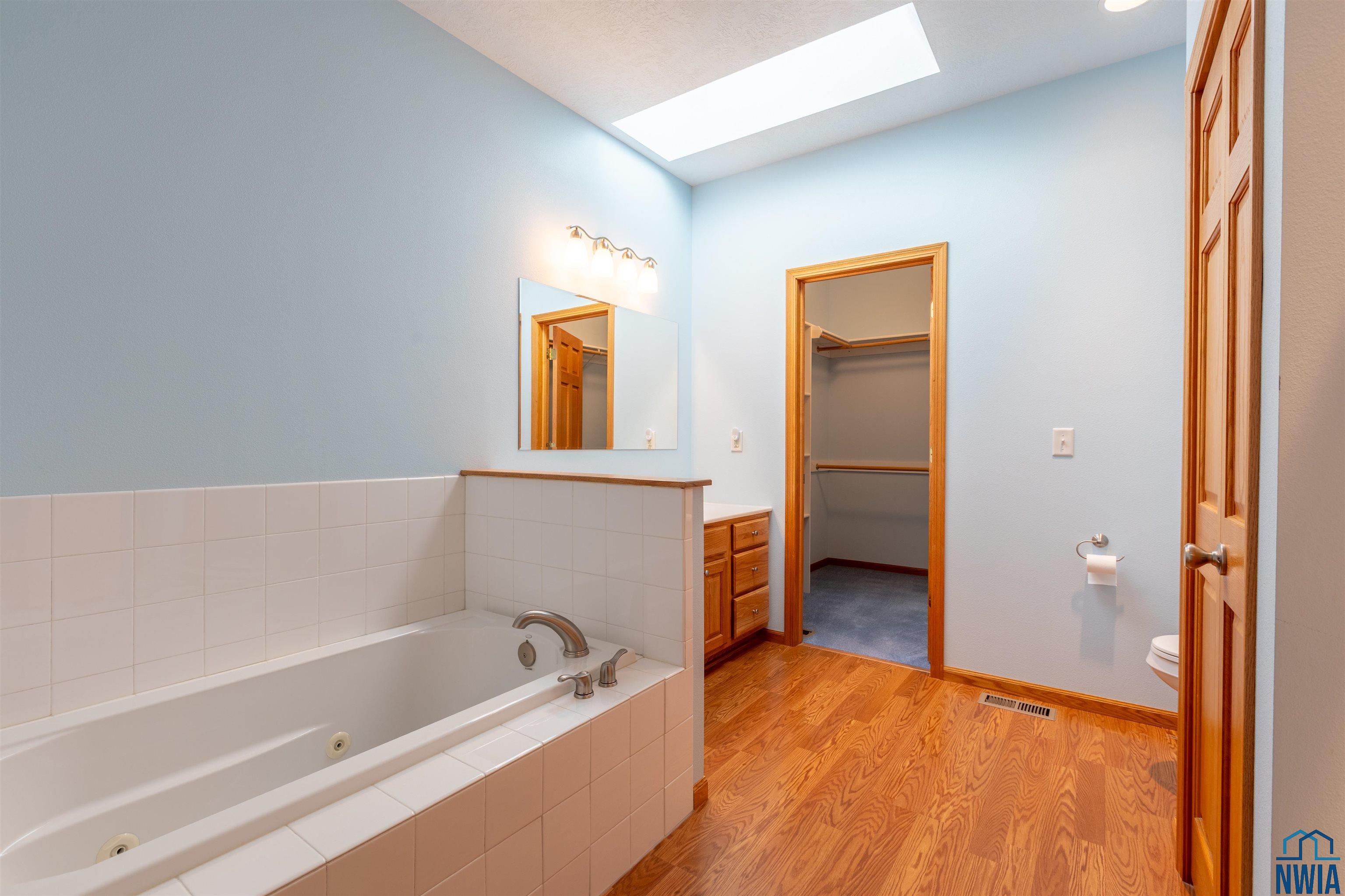 MLS #830680