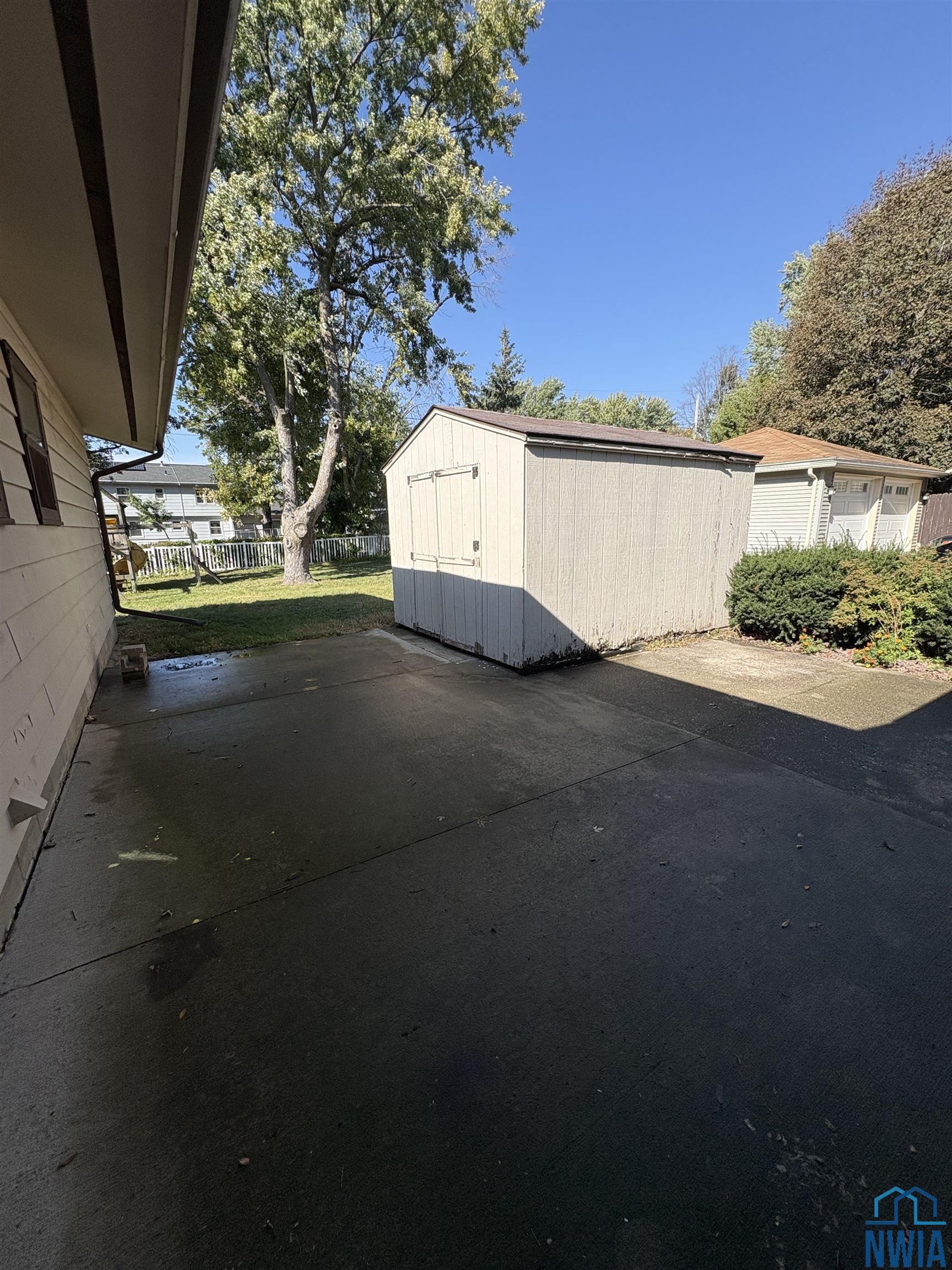 MLS #830681