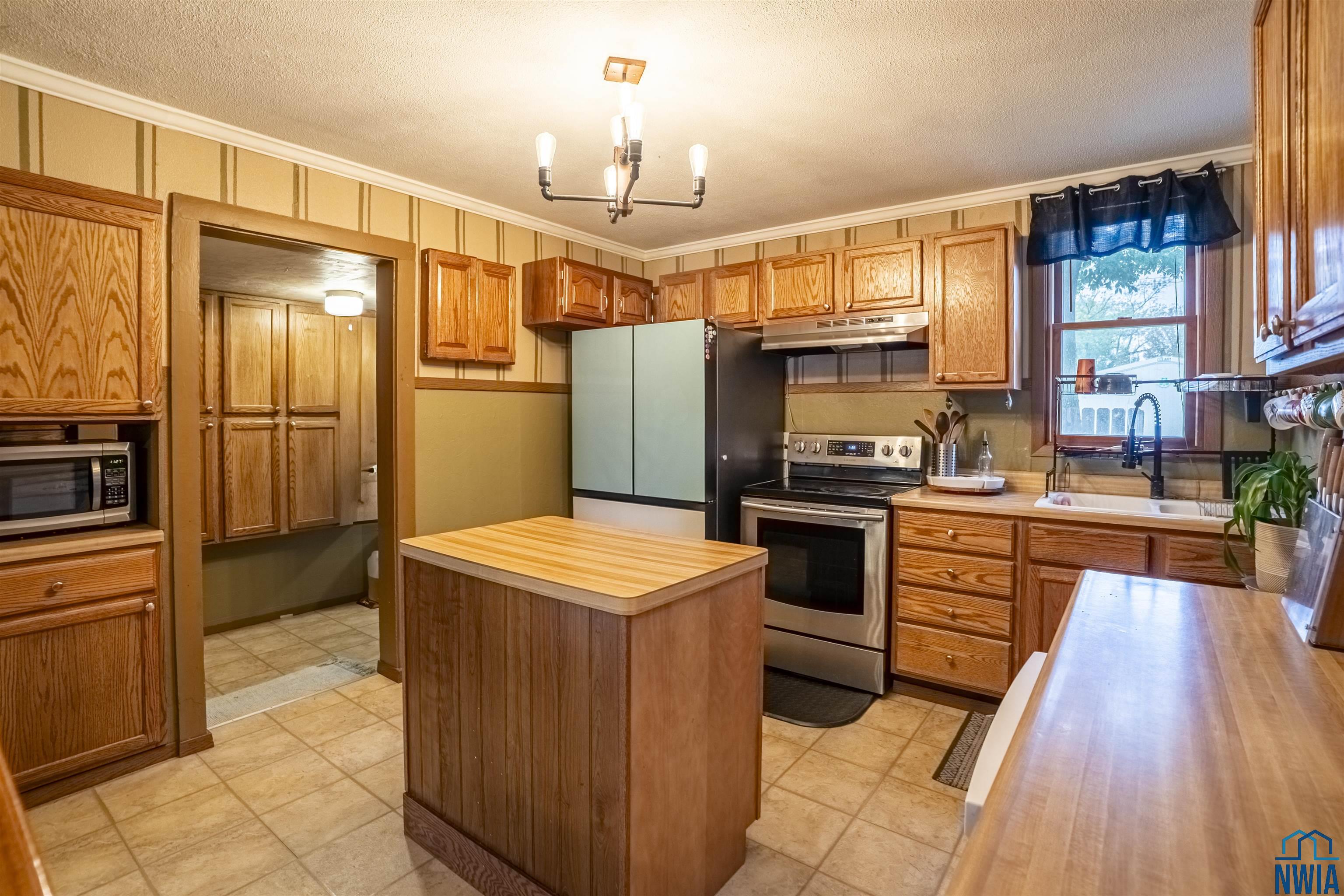 MLS #830682