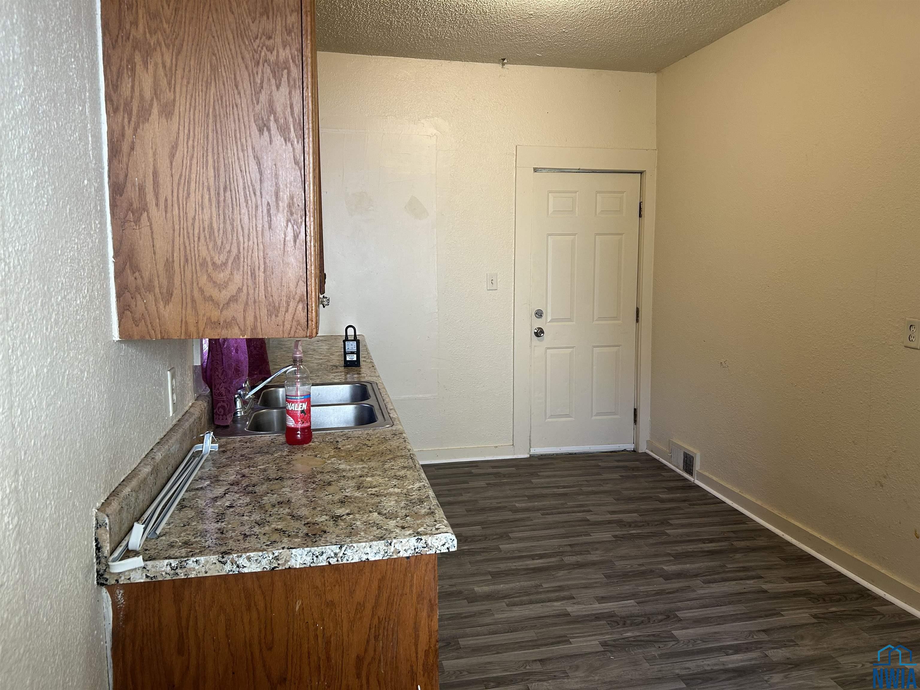 MLS #830684