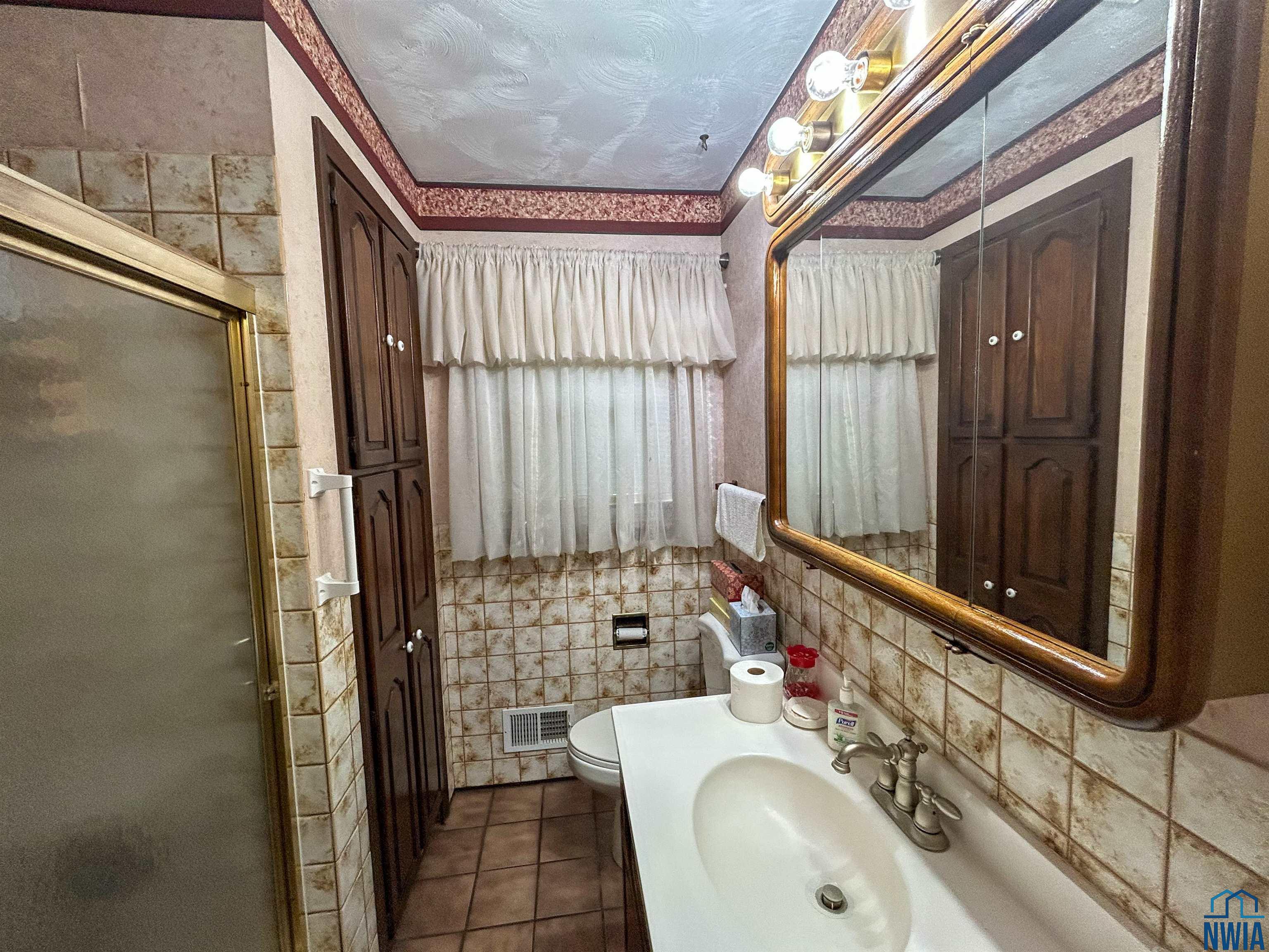 MLS #830689