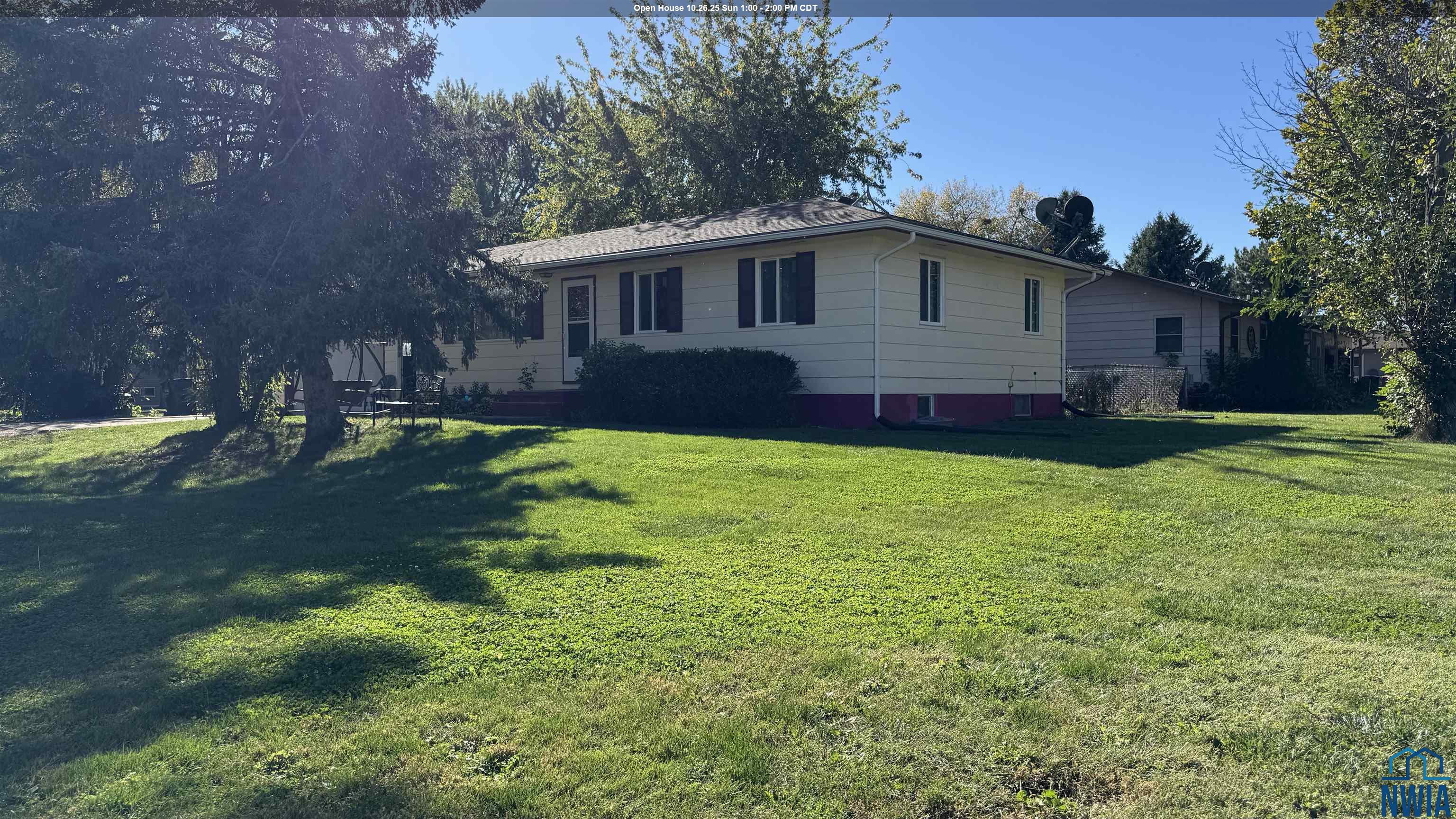 MLS #830700