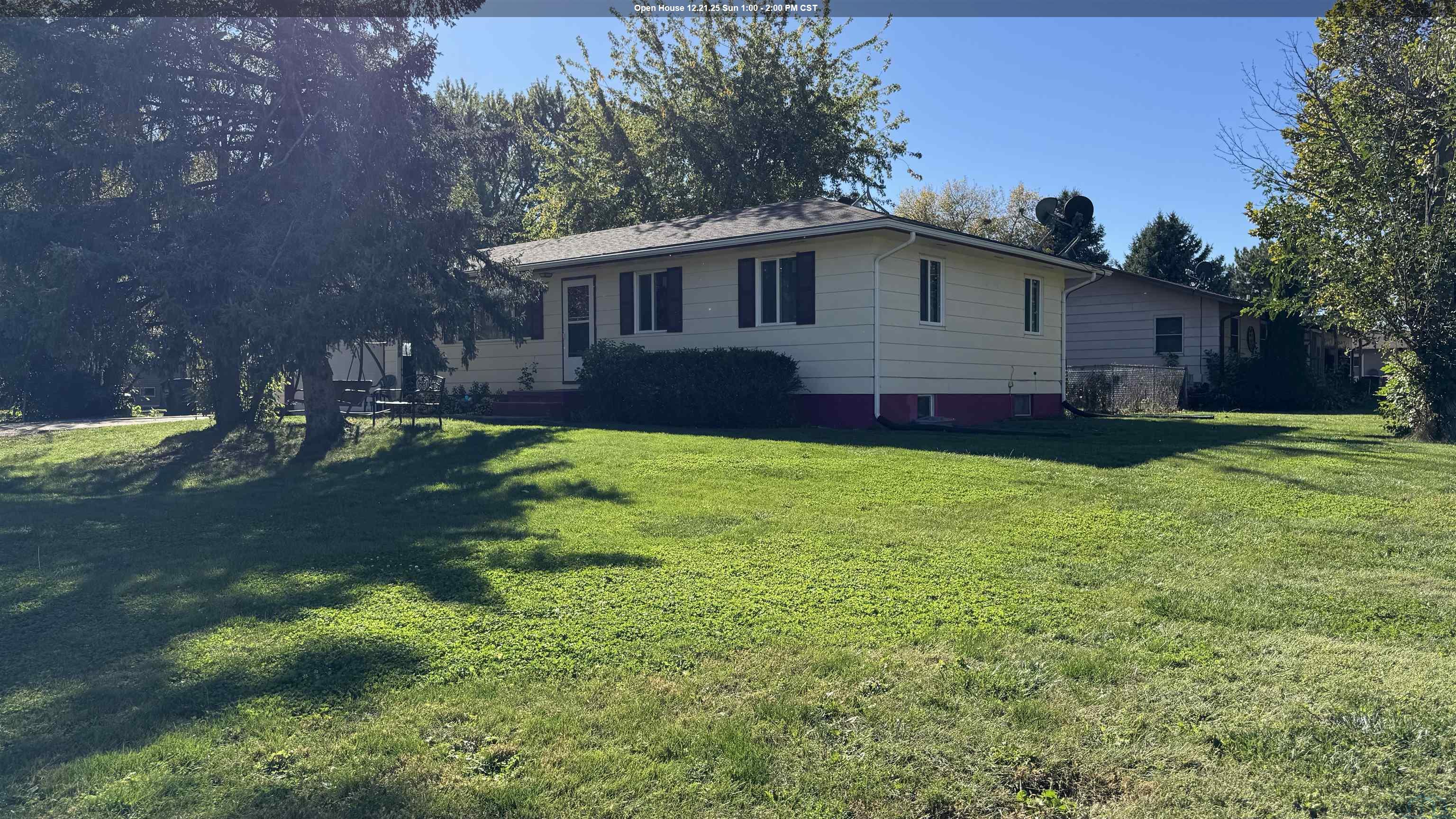 603 S 20th St, Dakota City, NE 68731 