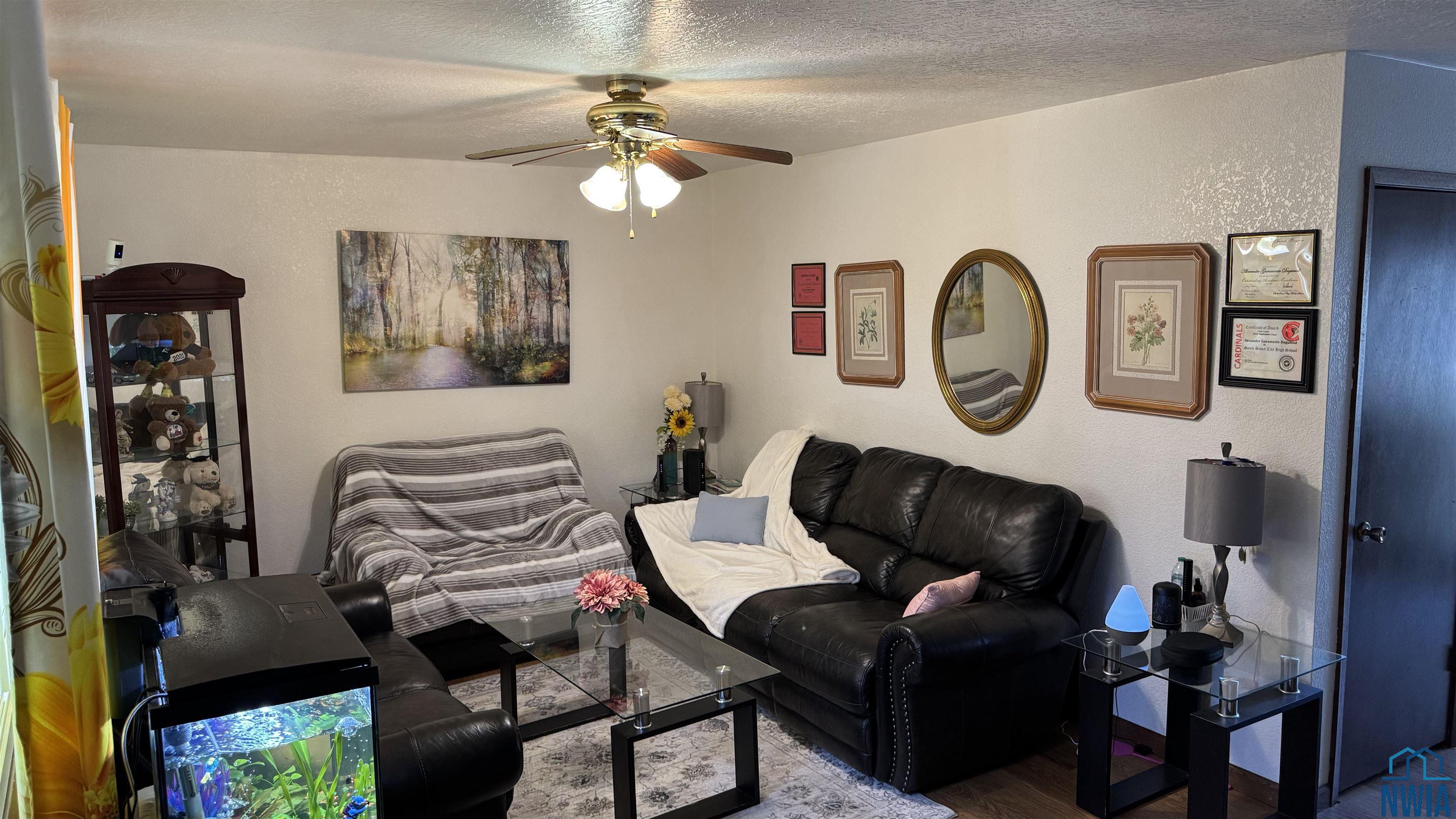 MLS #830700