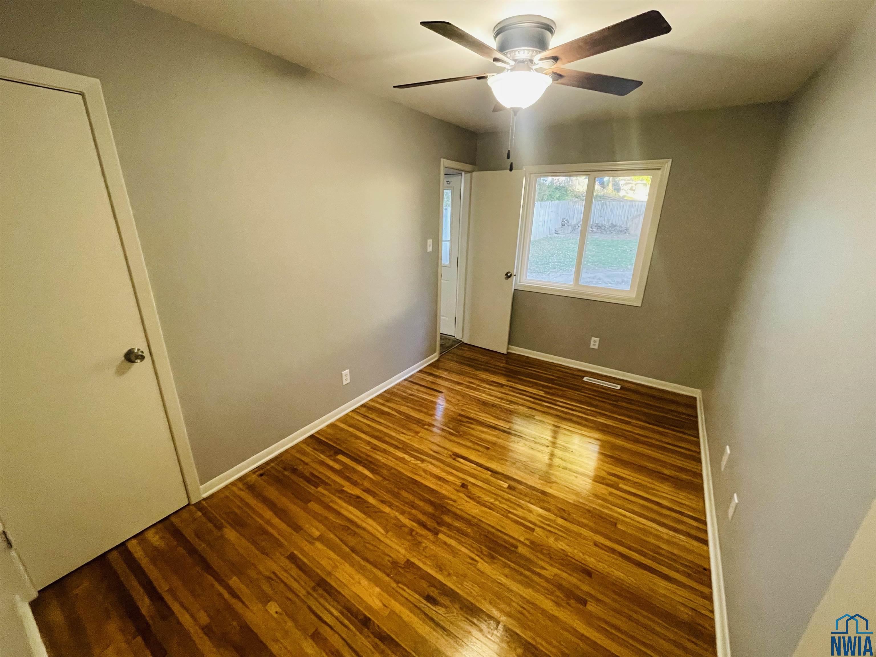 MLS #830702