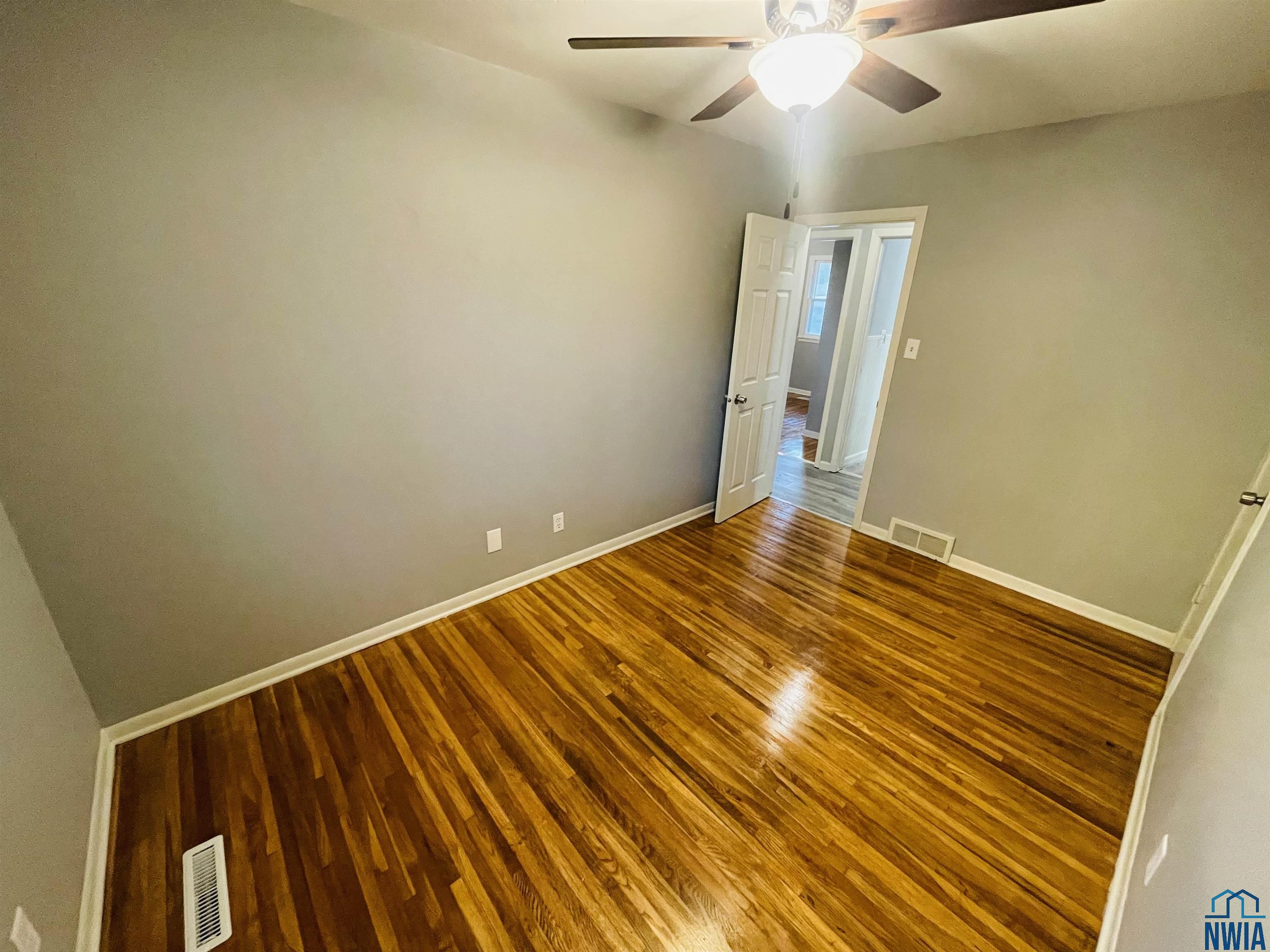 MLS #830702
