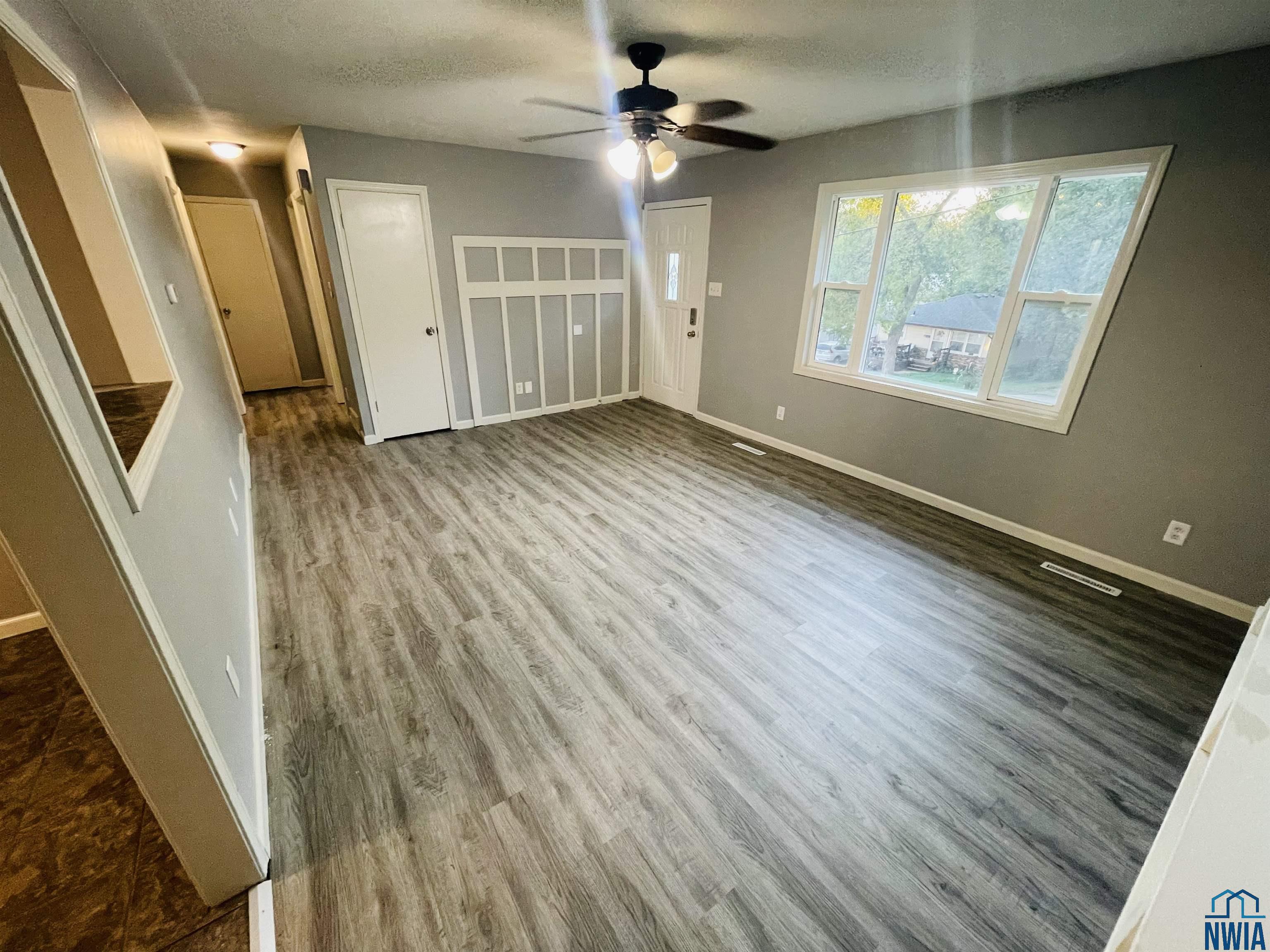 MLS #830702