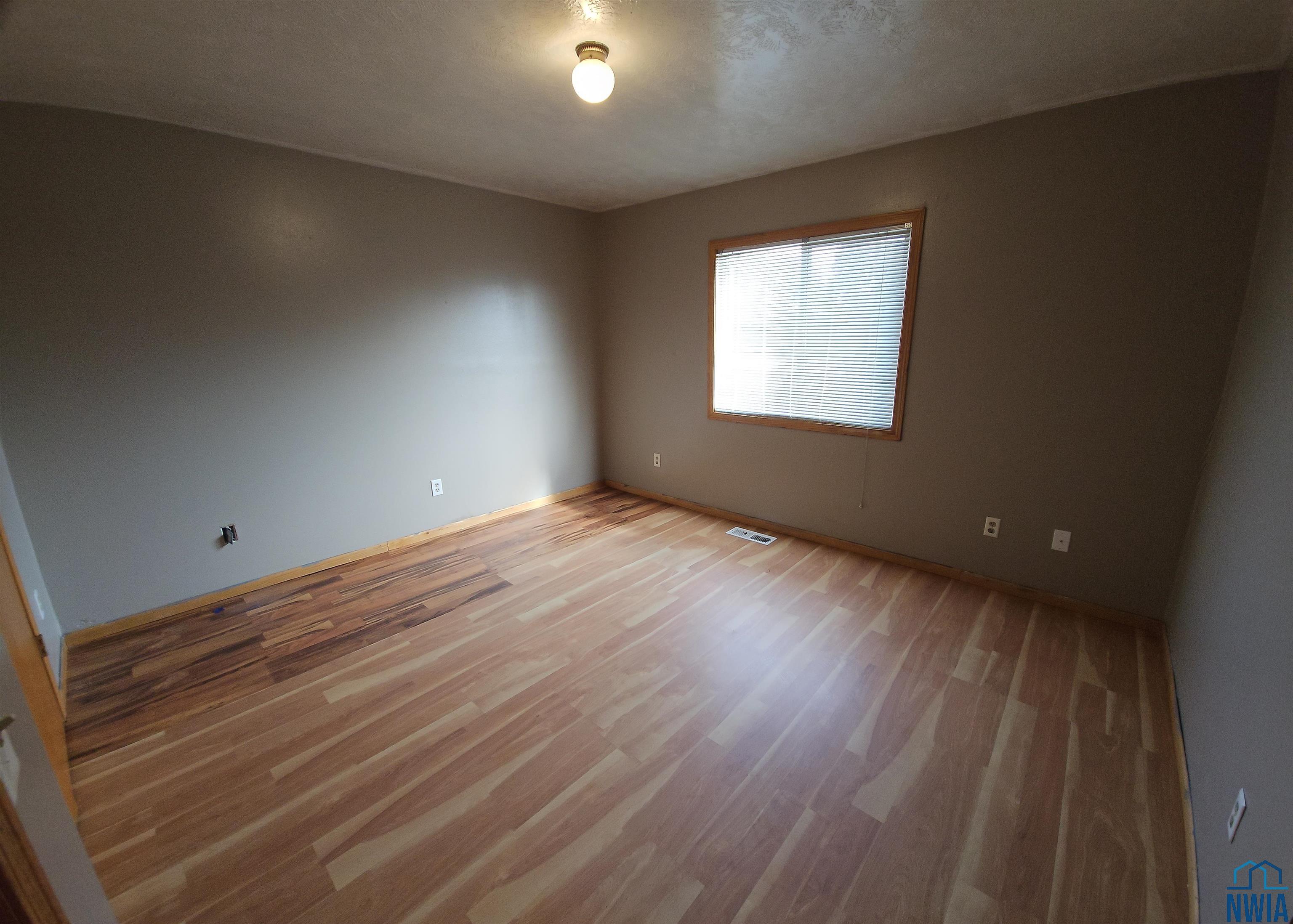 MLS #830703