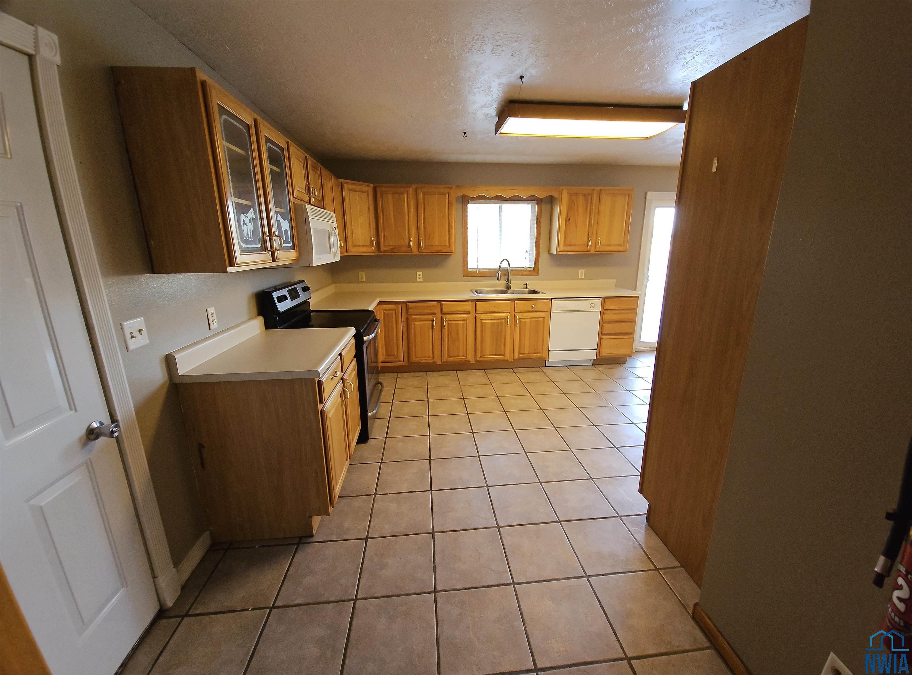 MLS #830703