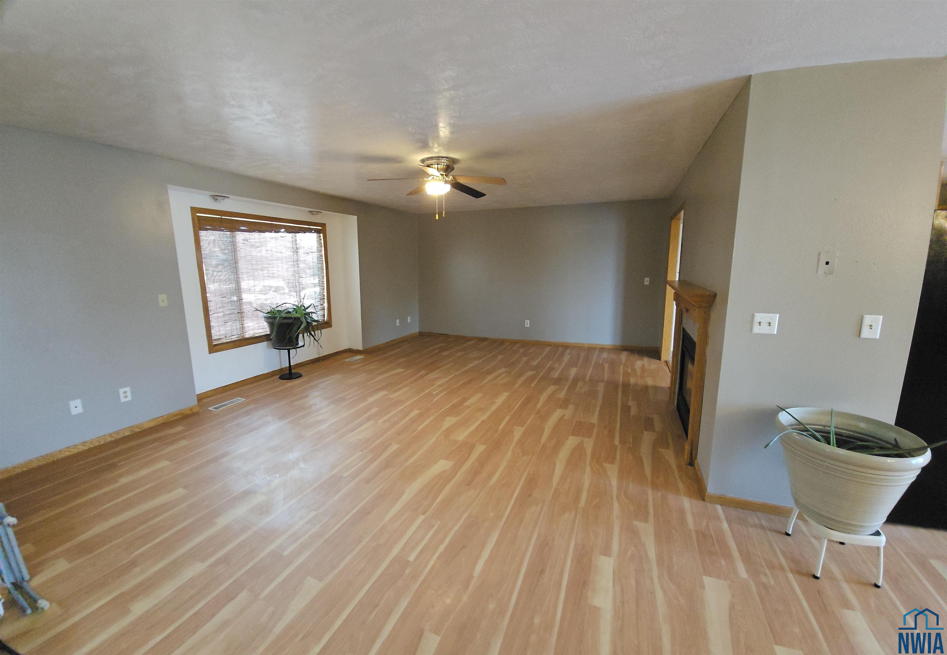 MLS #830703