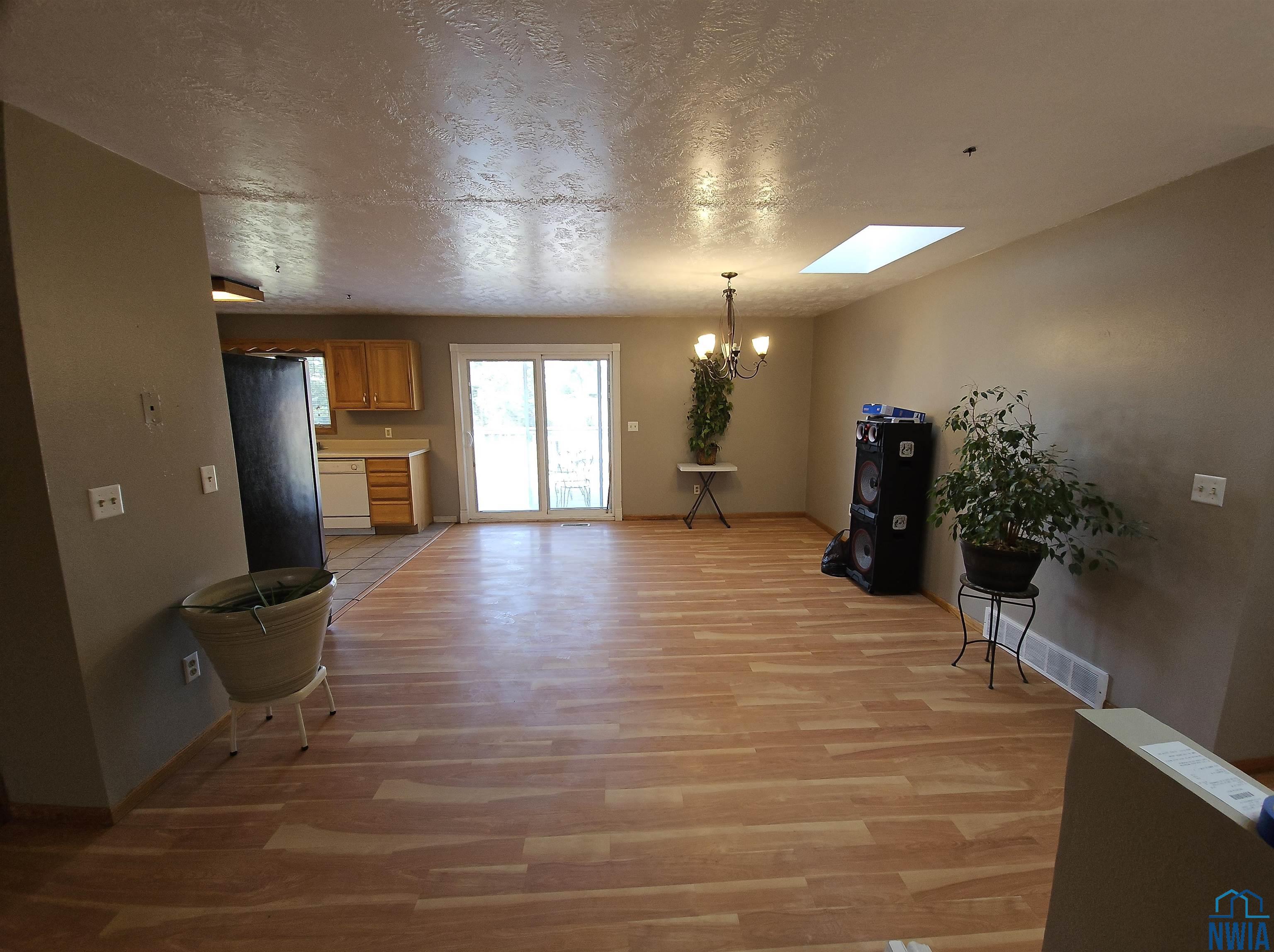 MLS #830703