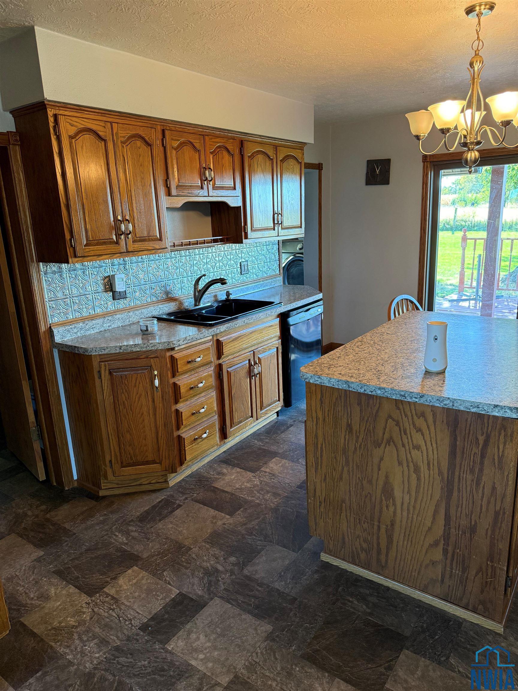 MLS #830708