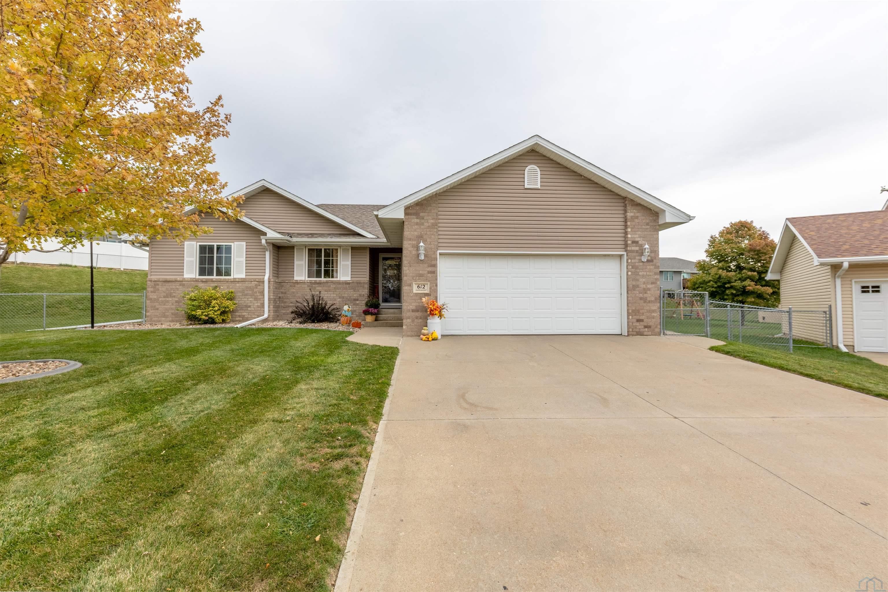 612 Lancaster Circle, Sioux City, IA 51103 