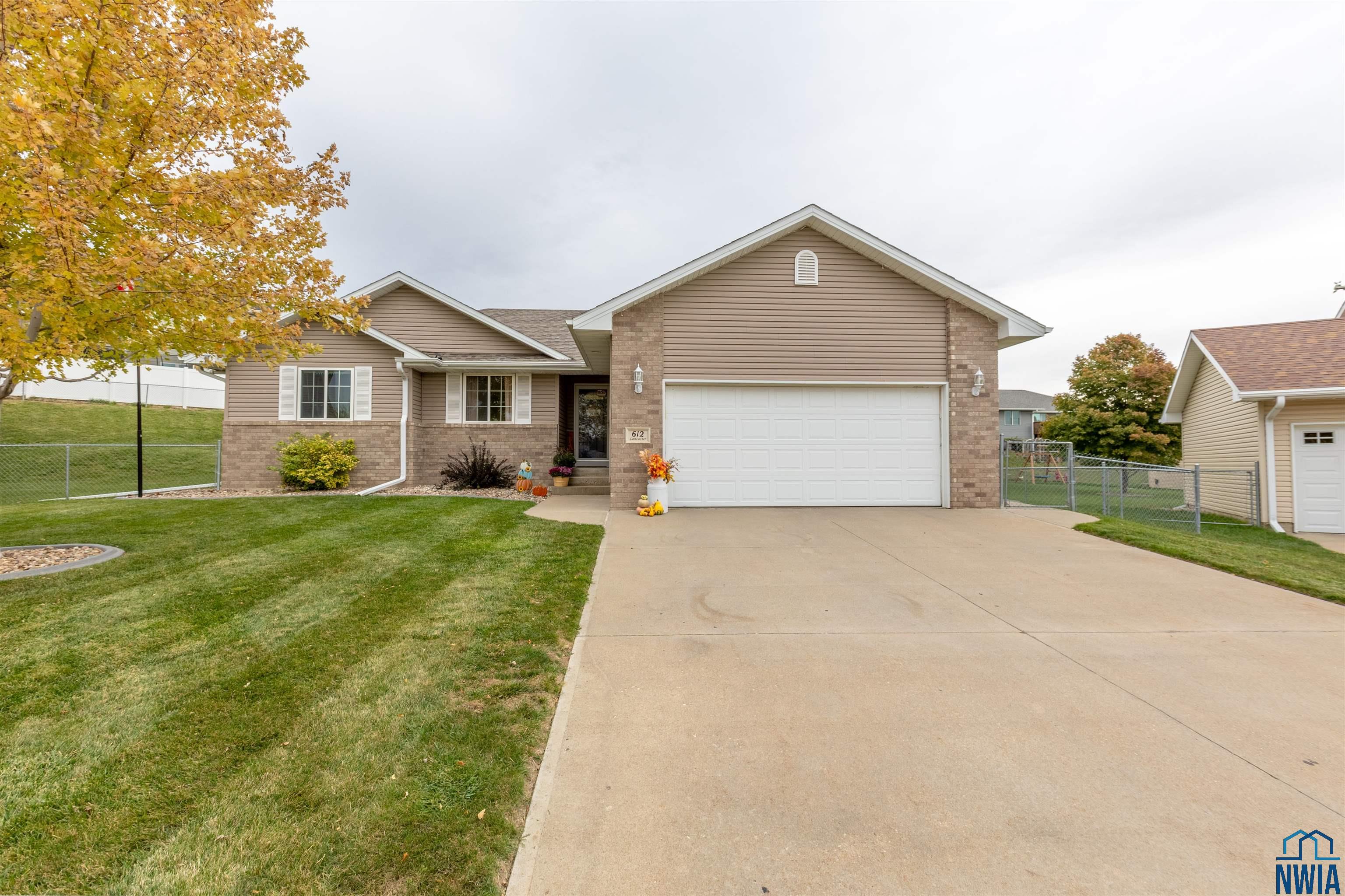 612 Lancaster Circle, Sioux City, IA 51103 