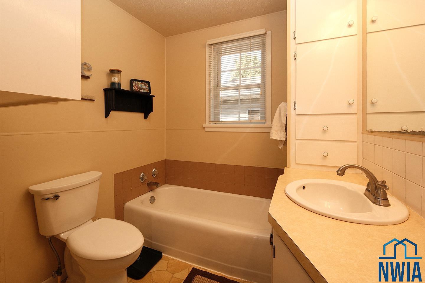 MLS #830716