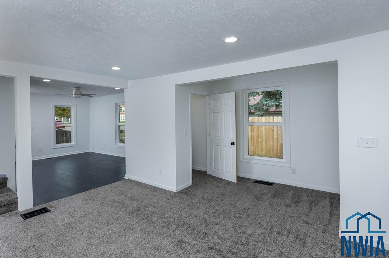 MLS #830717