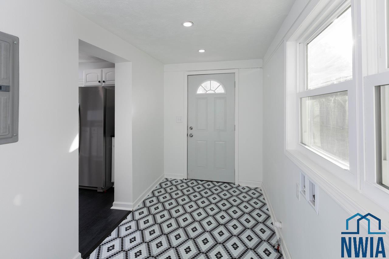 MLS #830717