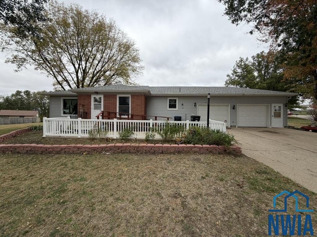 13 S Bow Drive, Cherokee, IA 51012 