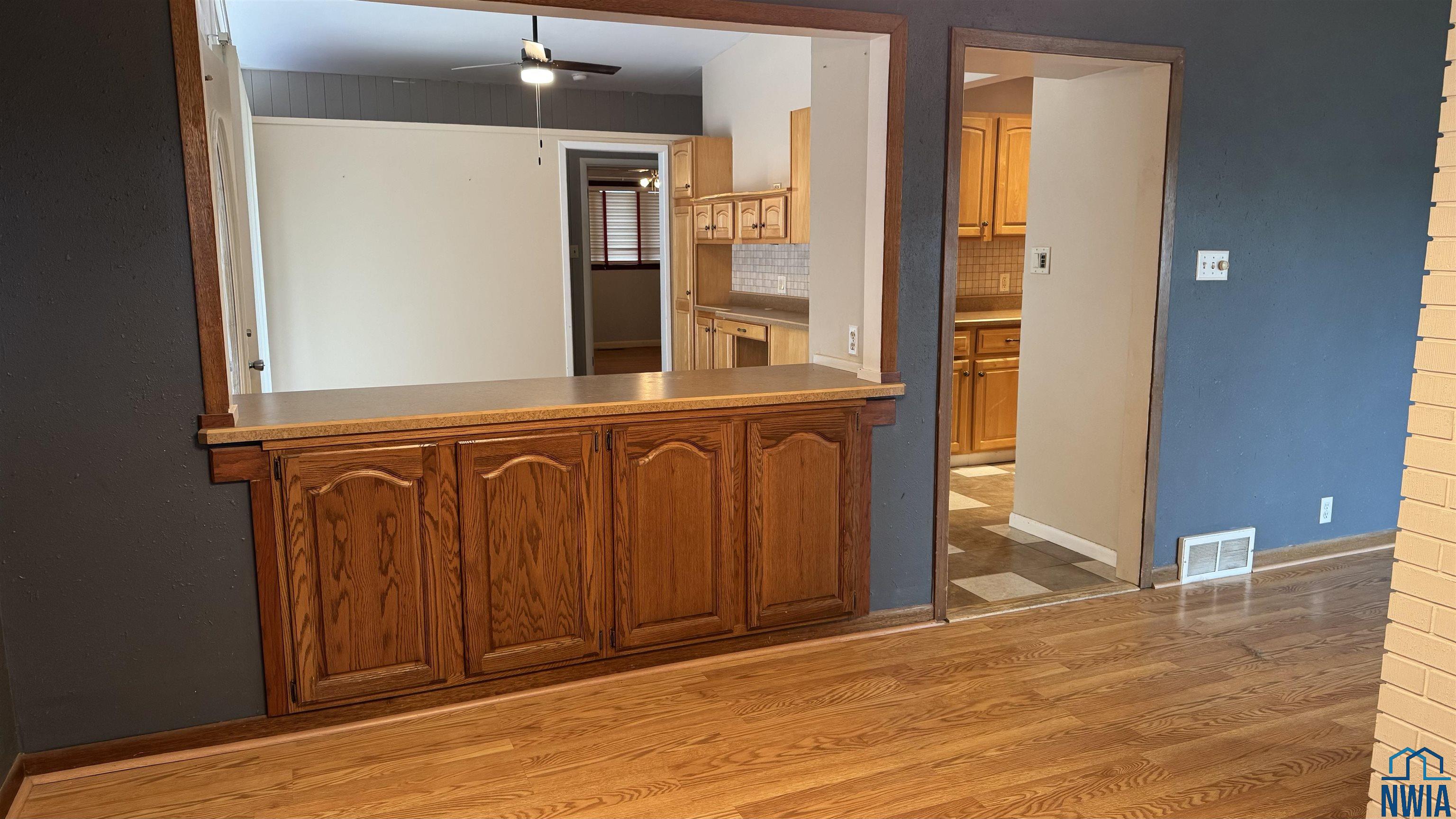 MLS #830724