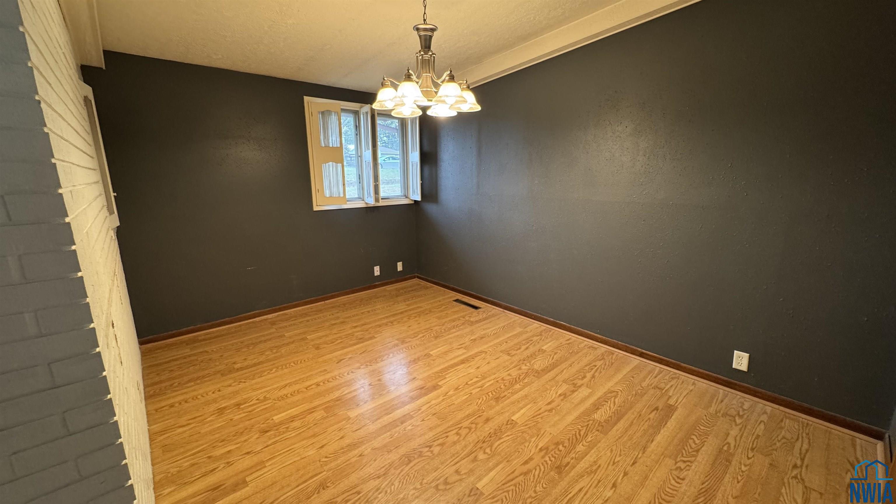 MLS #830724