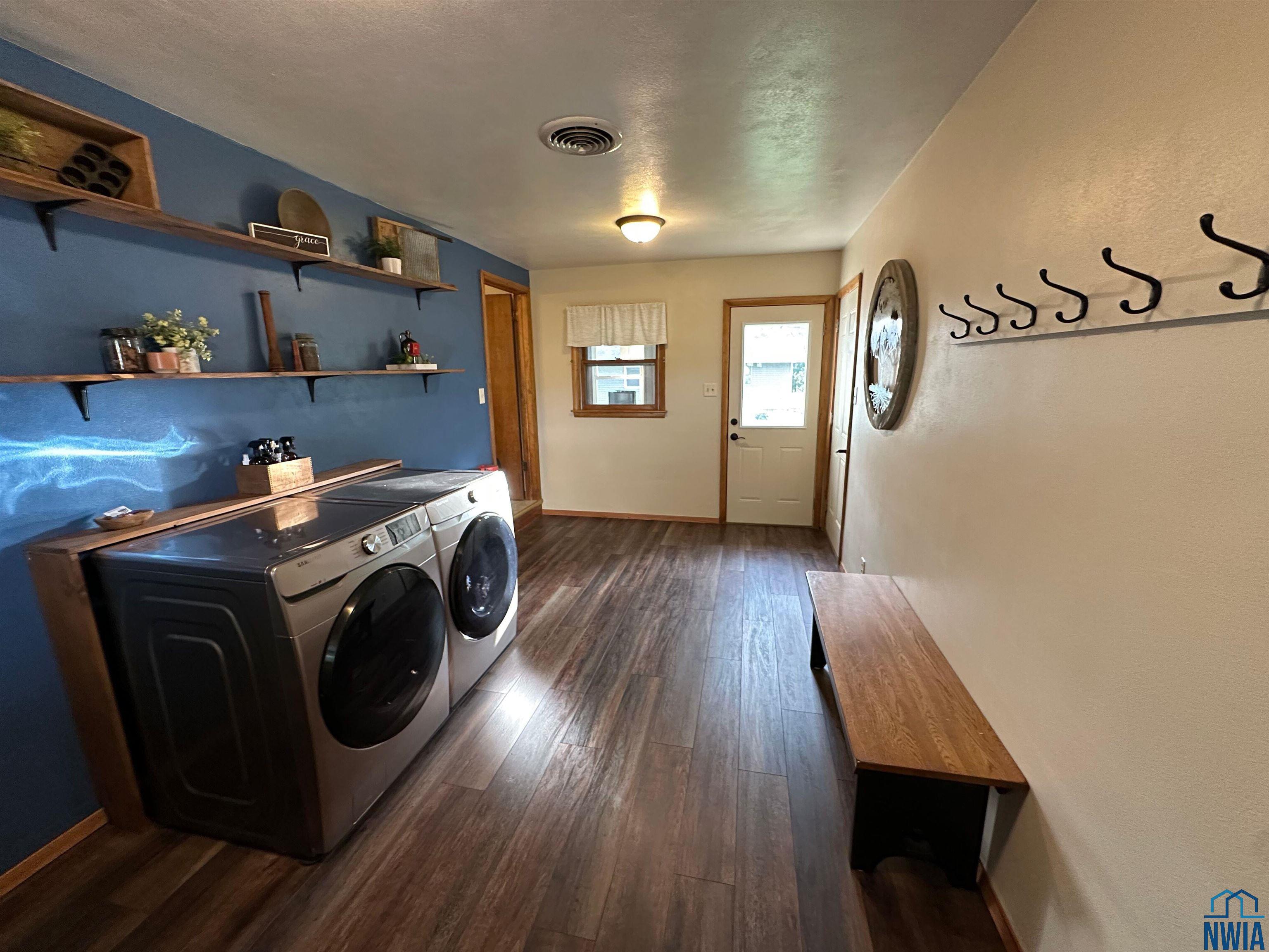 MLS #830727