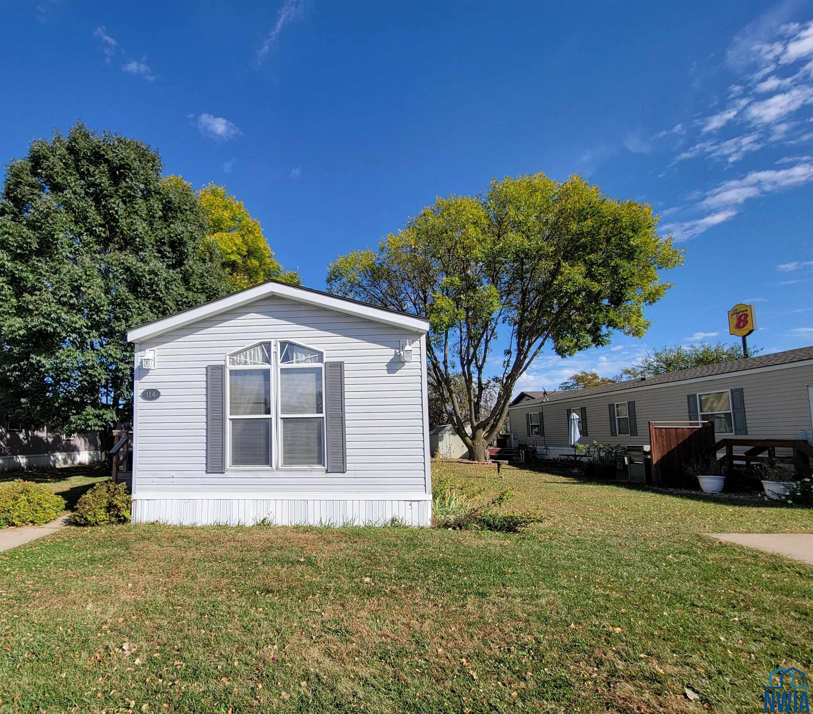 114 Cotts Drive, No. Sioux City, SD 57049 