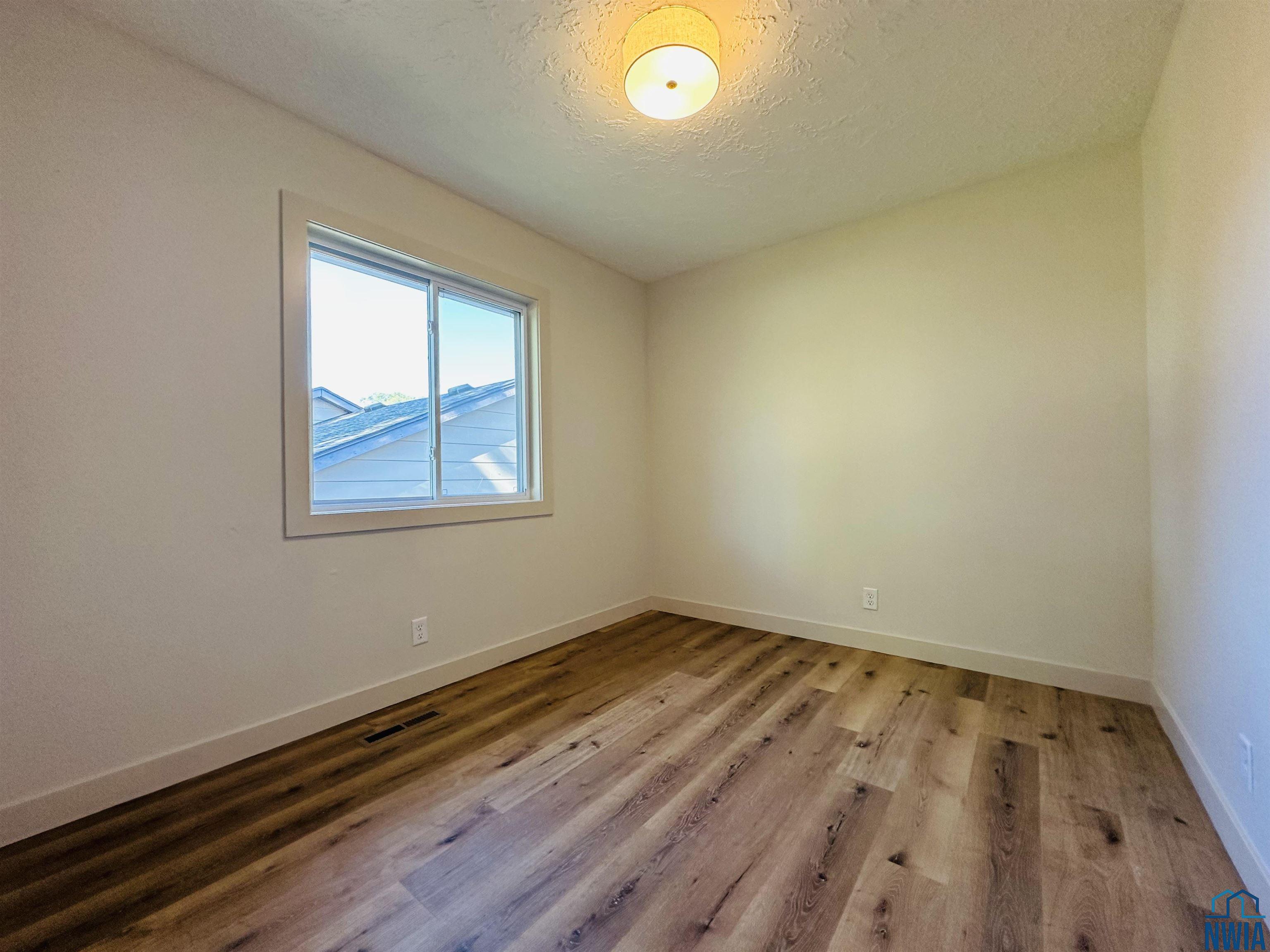 MLS #830738