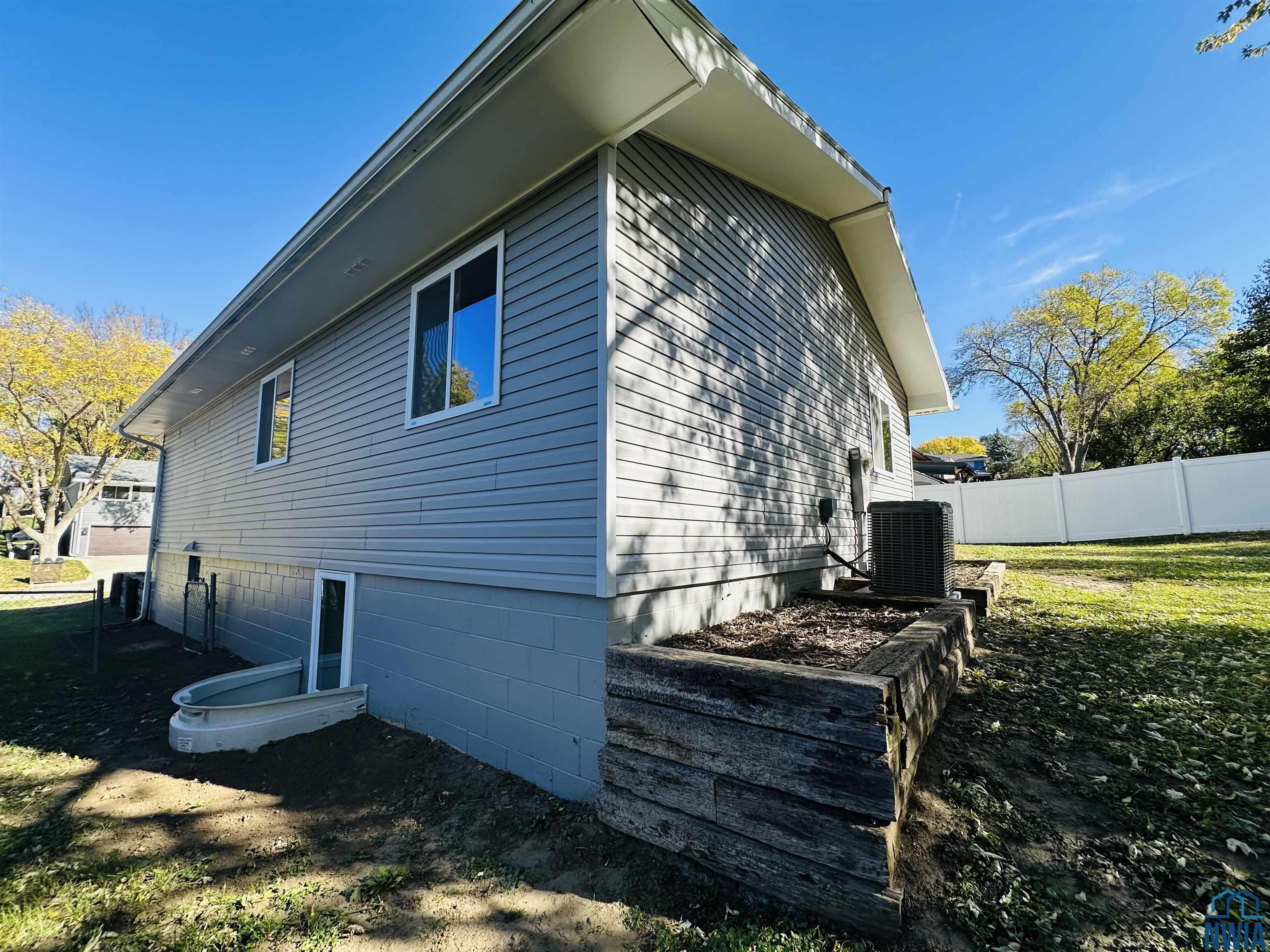 MLS #830738