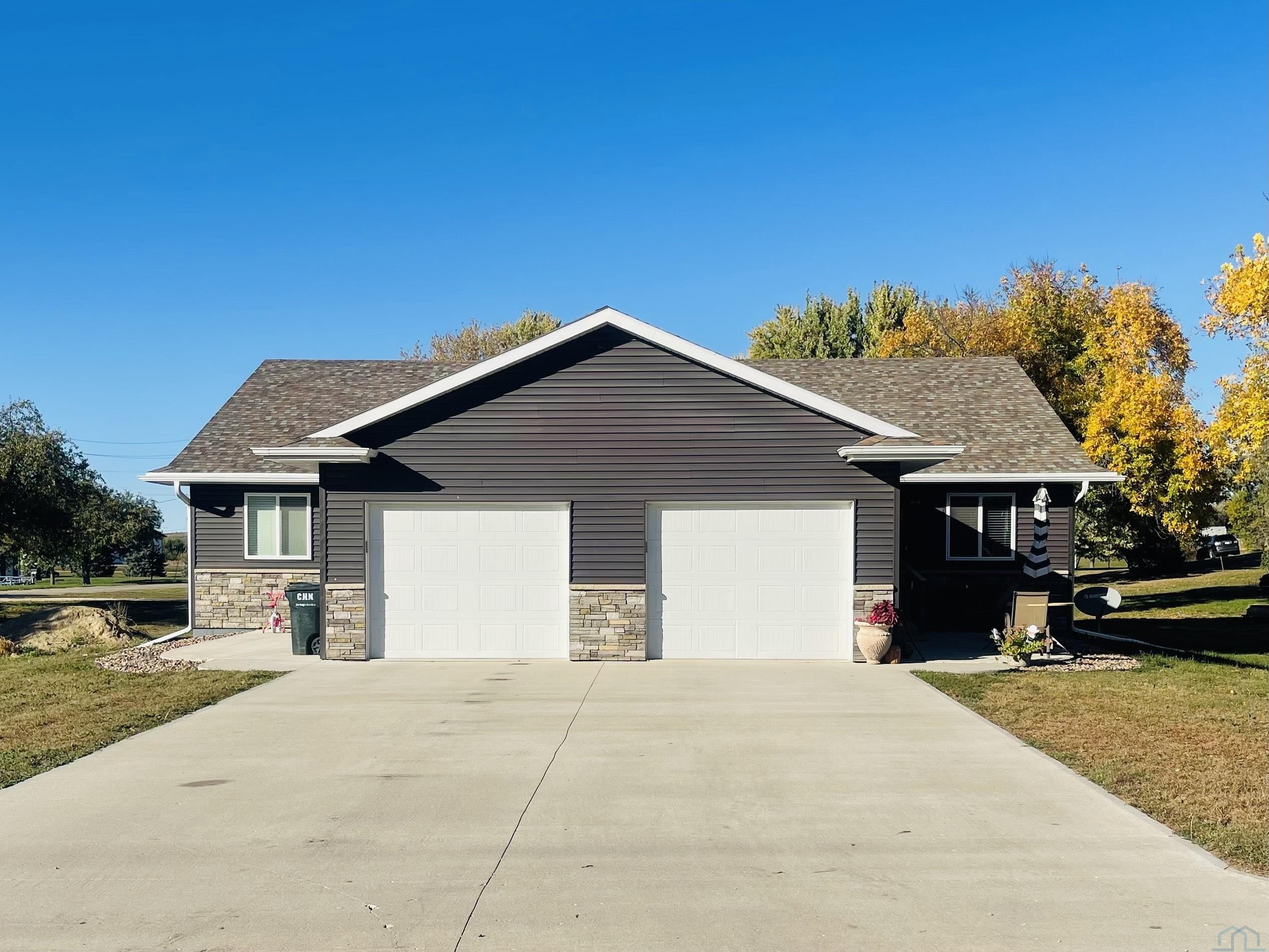 305 Elm St., Moville, IA 51039 