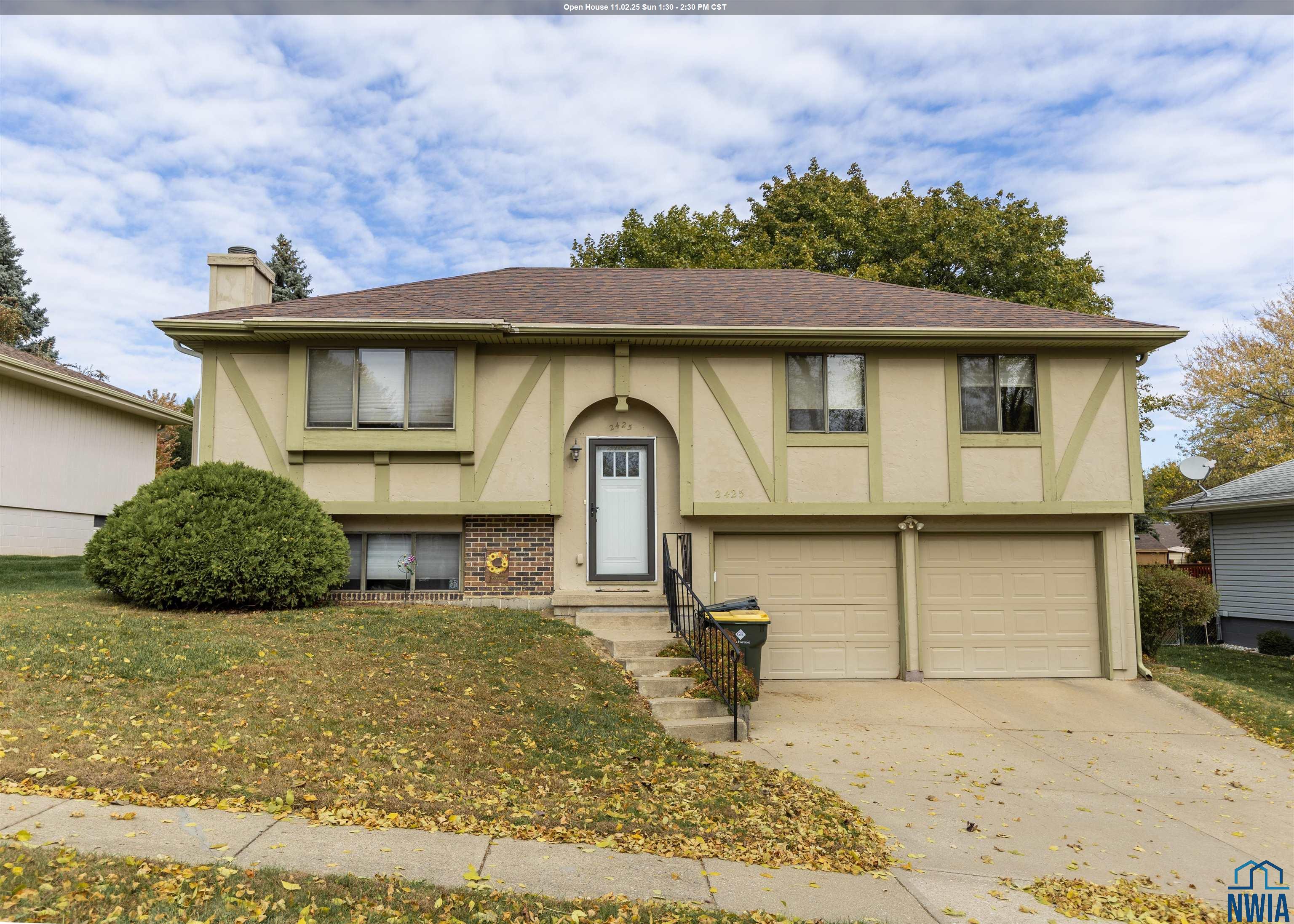 2425 Apache Dr., Sioux City, IA 51104 