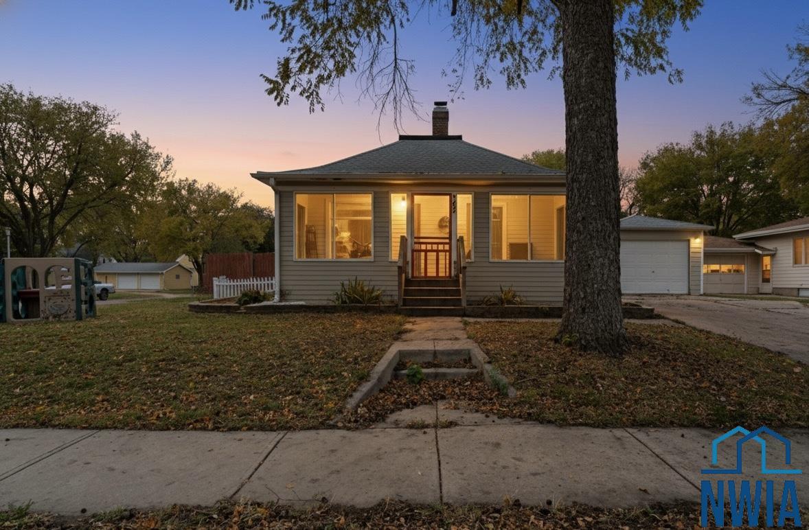 302 Elm St, Vermillion, SD 57069 