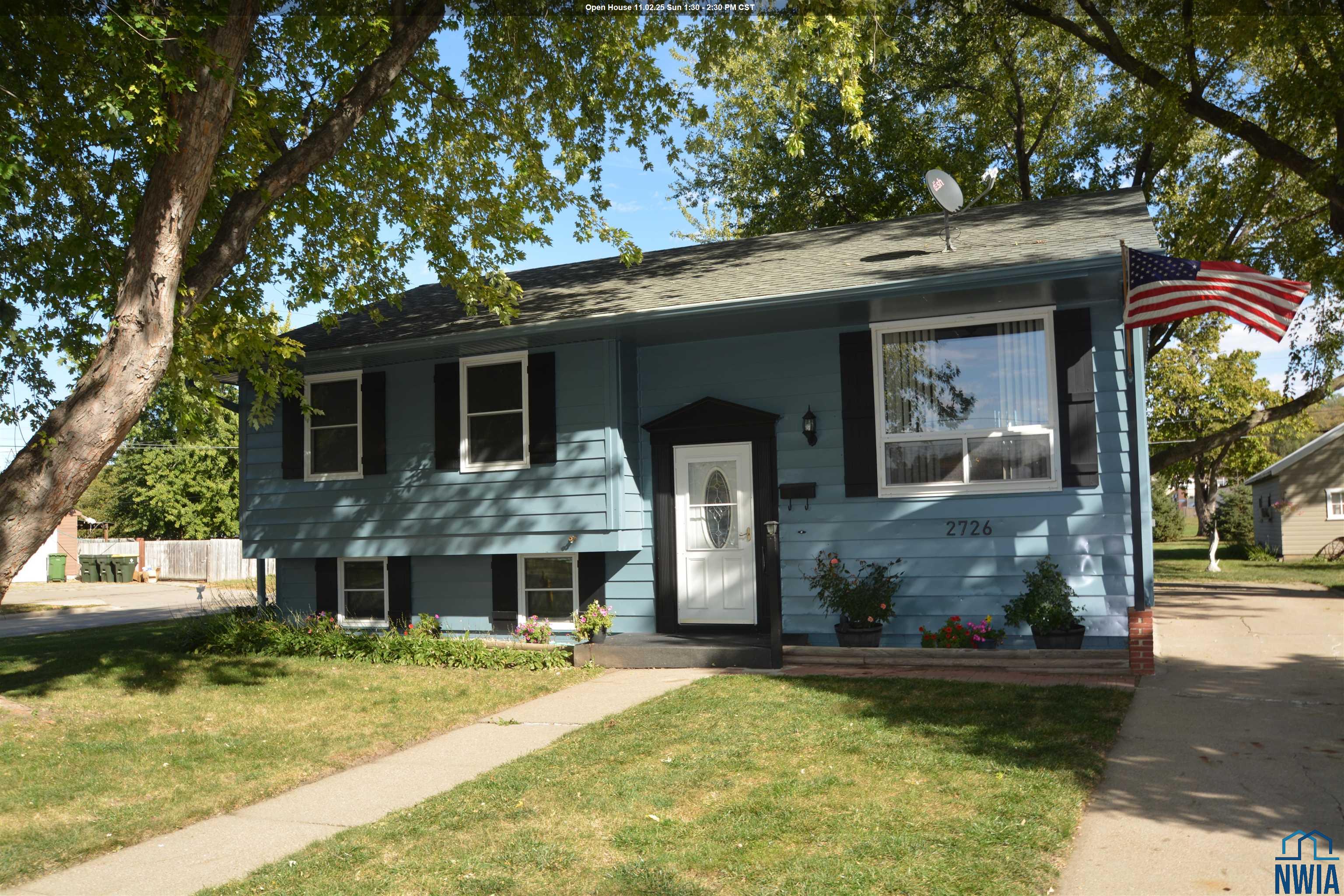 2726 Center St, Sioux City, IA 51103 