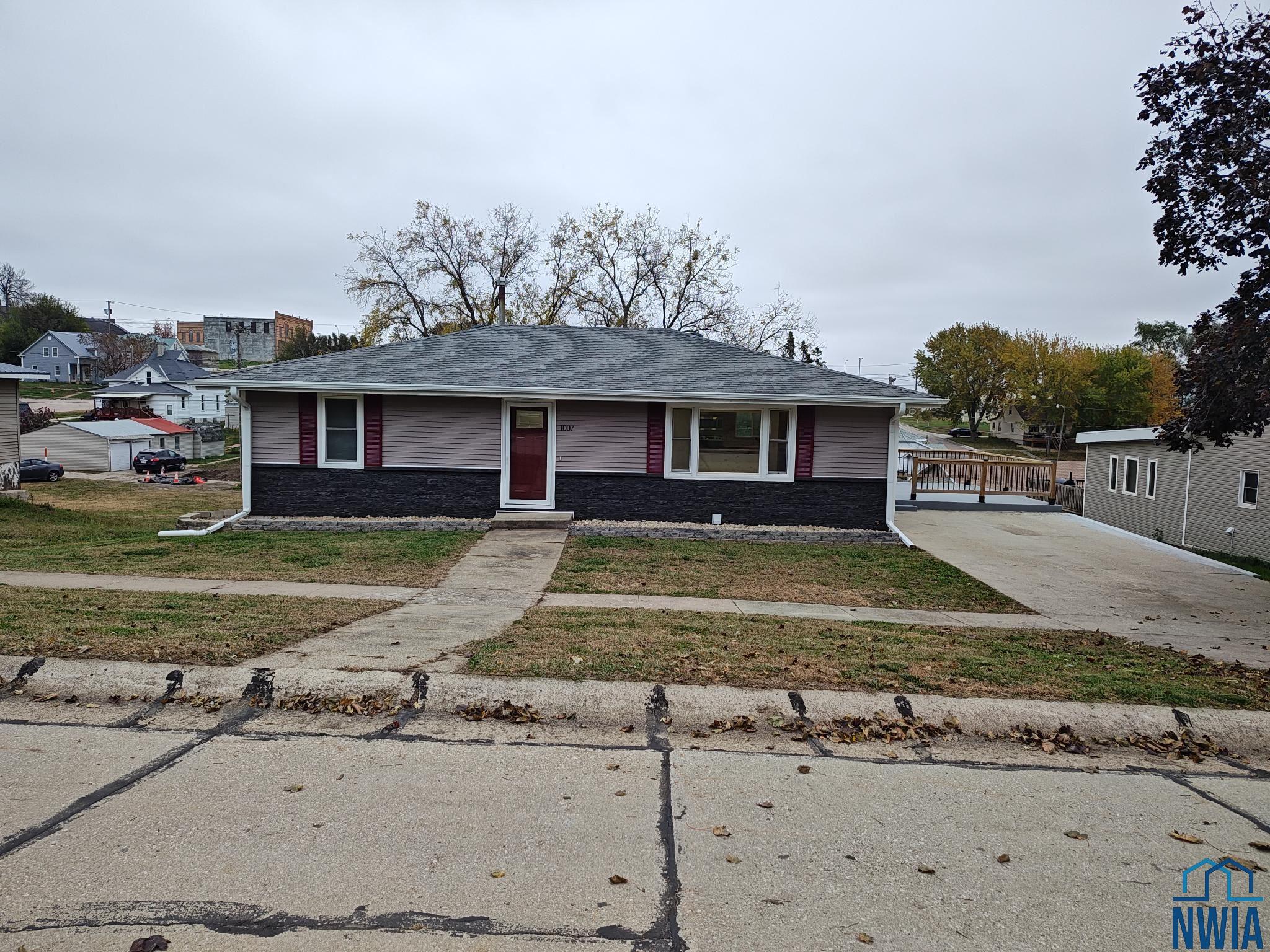 1007 State St, Emerson, NE 68733 
