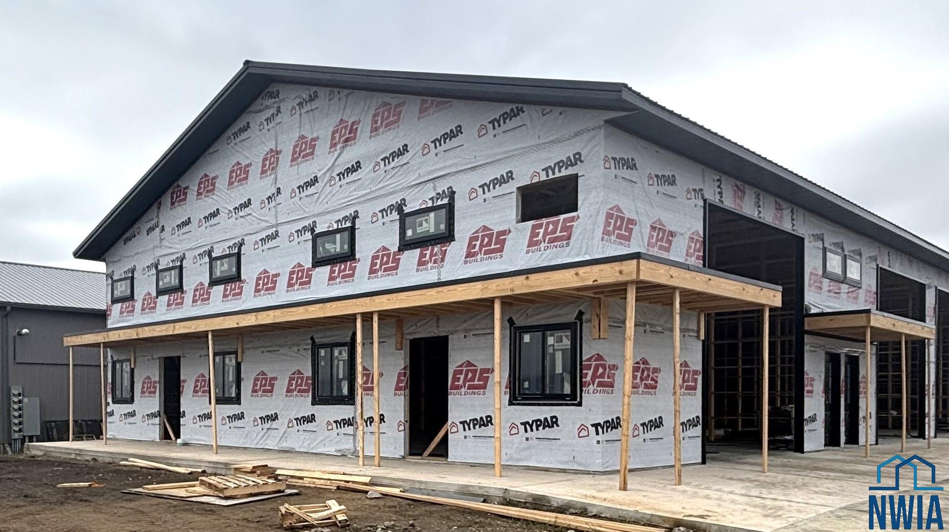 2363 2nd Ave NE #12, Sioux Center, IA 51250 