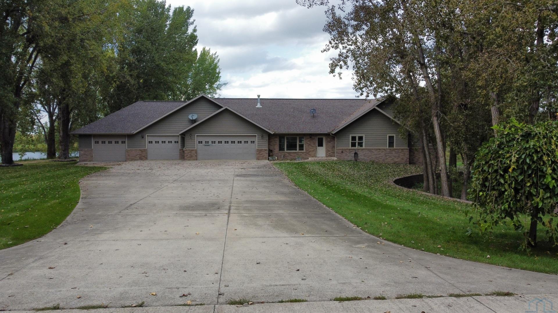 3099B Nest Avenue, Sheldon, IA 51201 