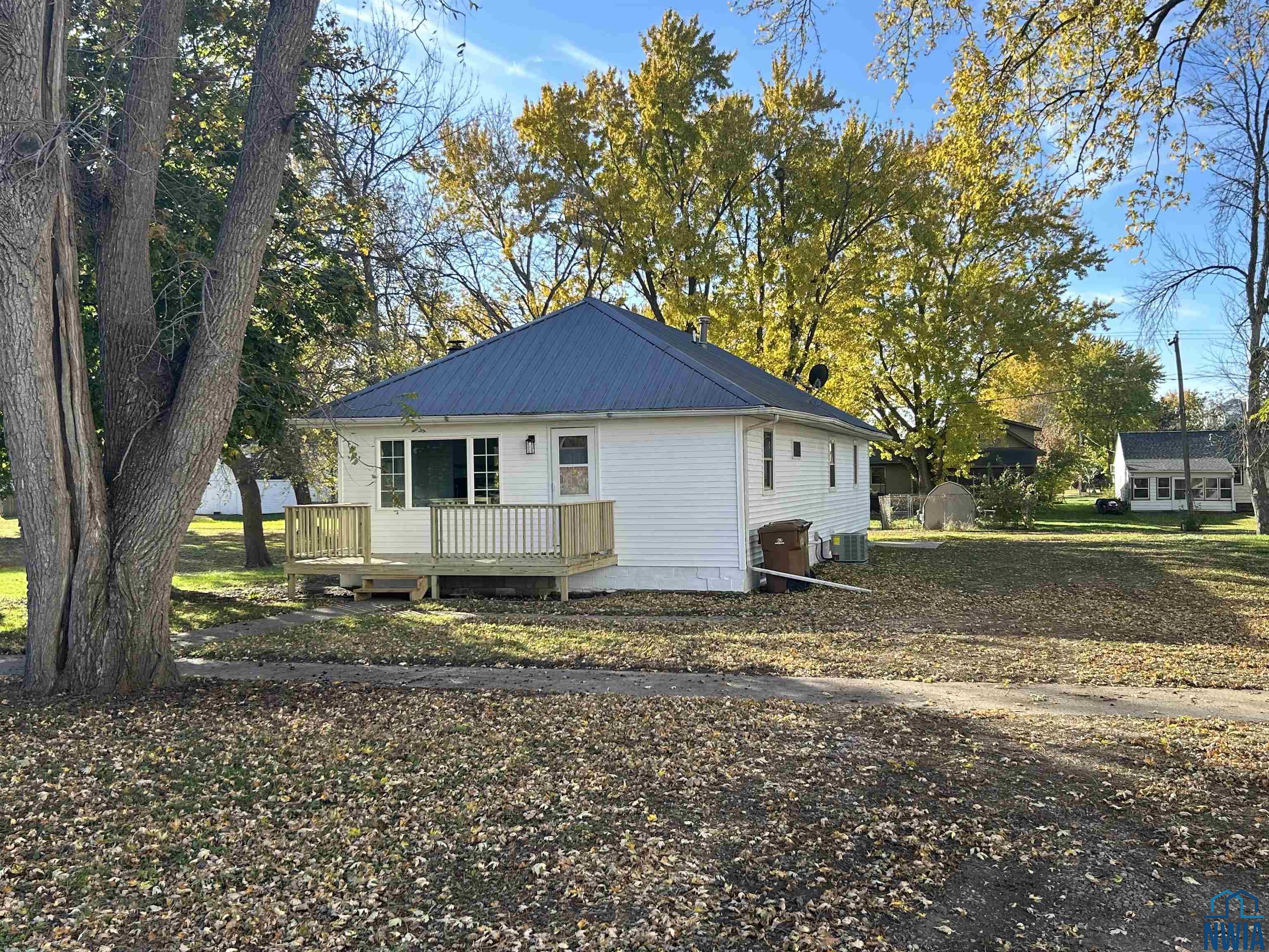 110 Harrison Street, Newell, IA 50568 