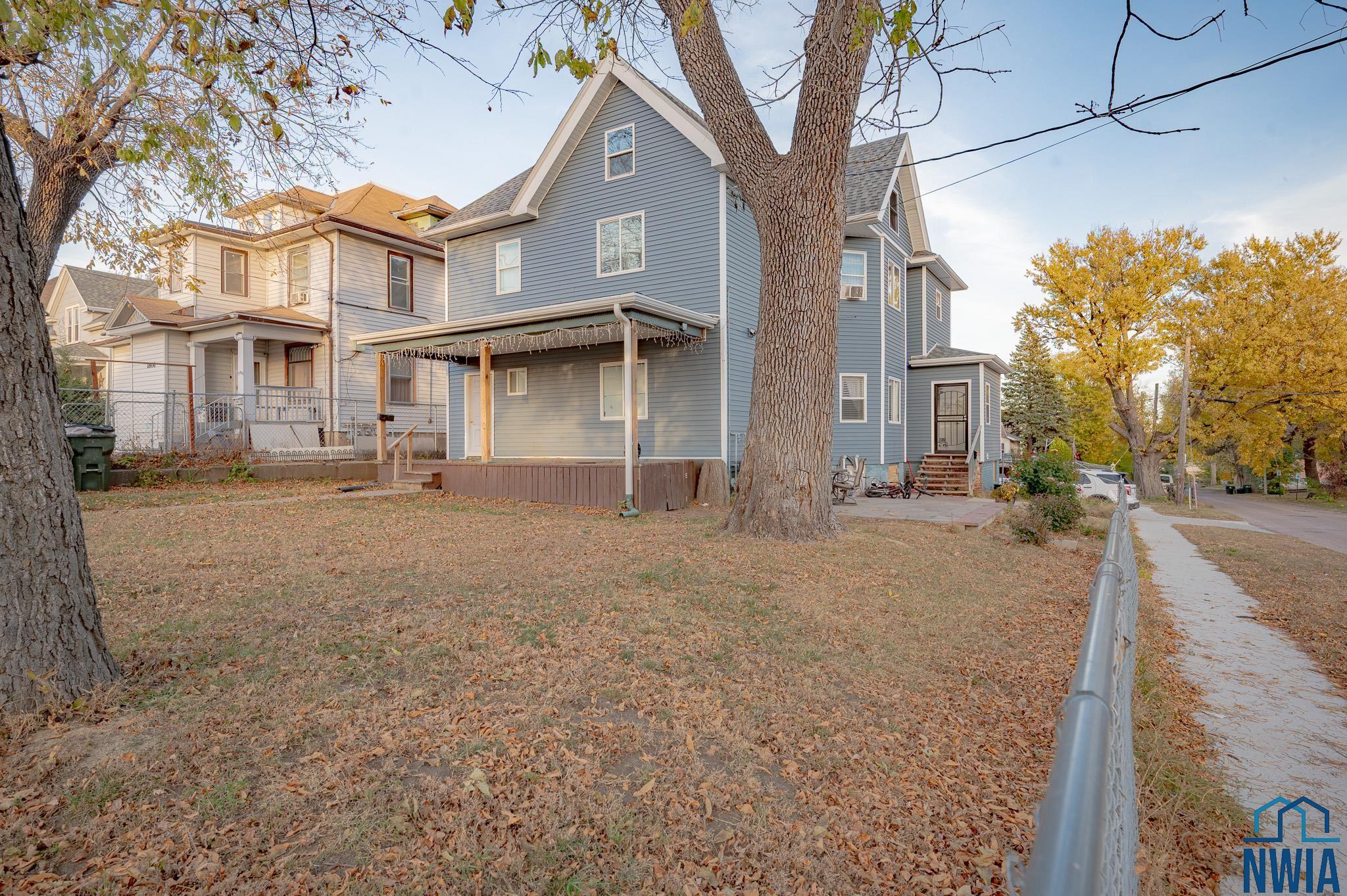 1800-02 COURT ST, Sioux City, IA 51104 