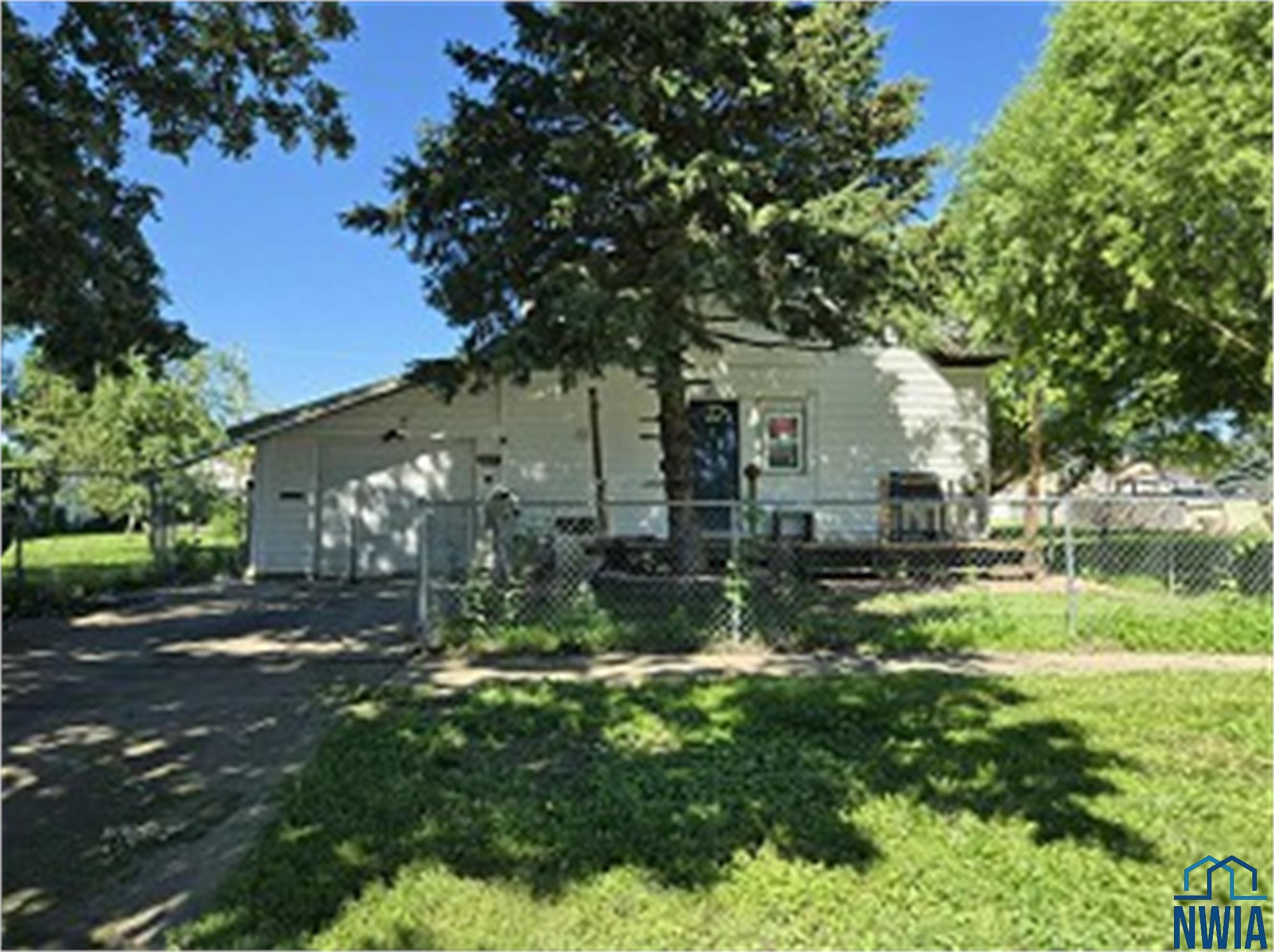 2207 Boies Street, Sioux City, IA 51109 
