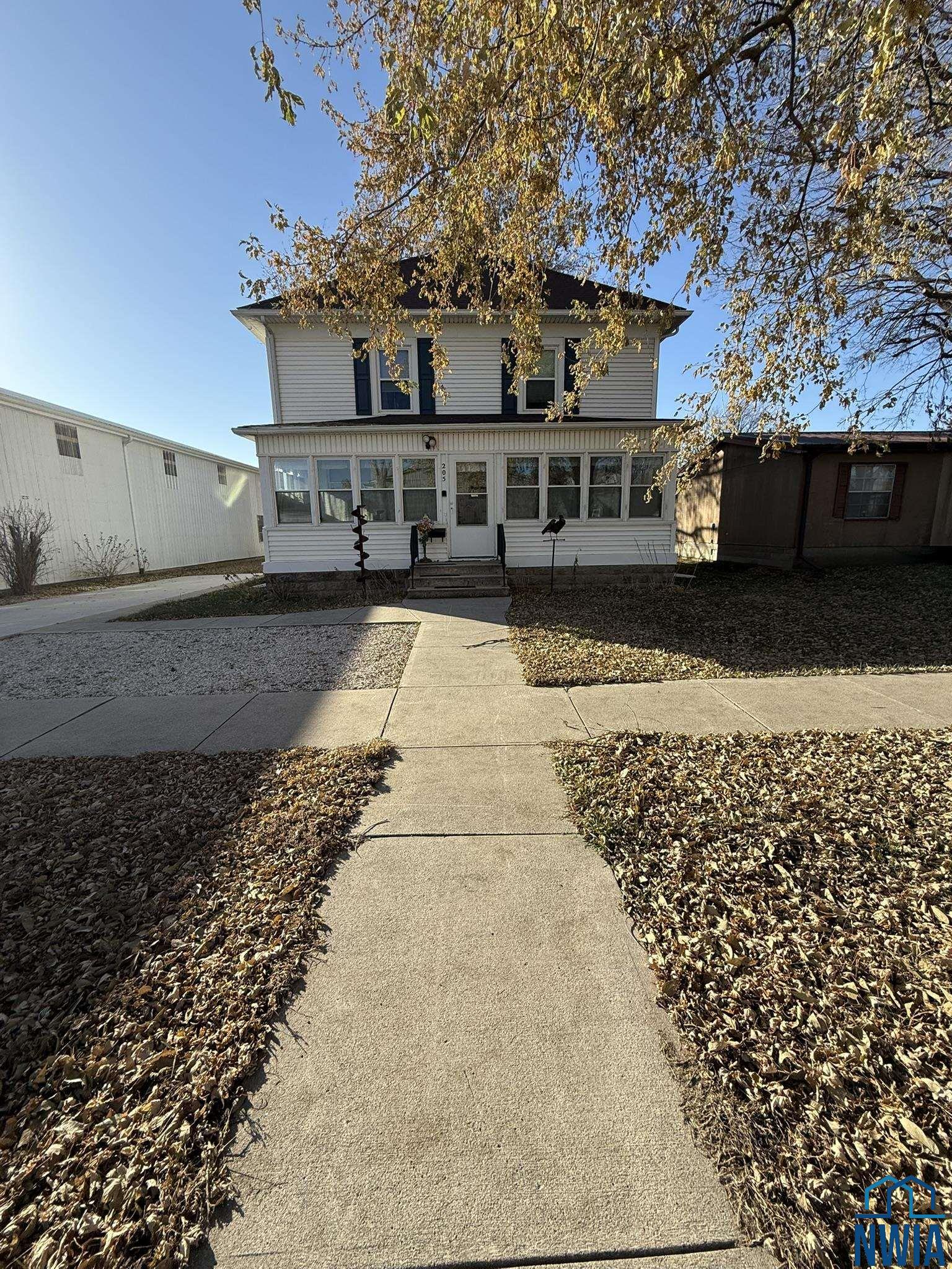 205 Pearl St, Aurelia, IA 51005 