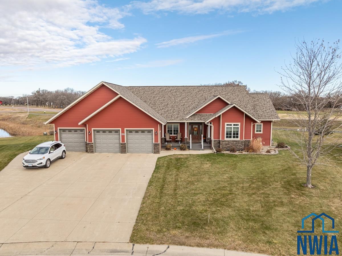 240 Pond Dr. N, Jackson, MN 56143 