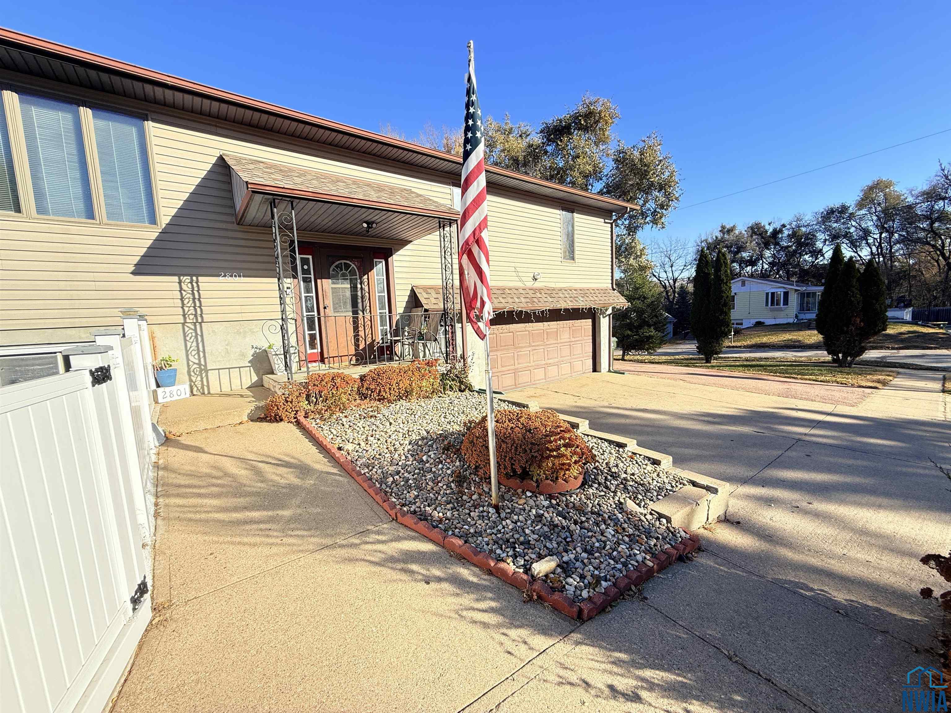 2801 5TH ST W, Sioux City, IA 51103 