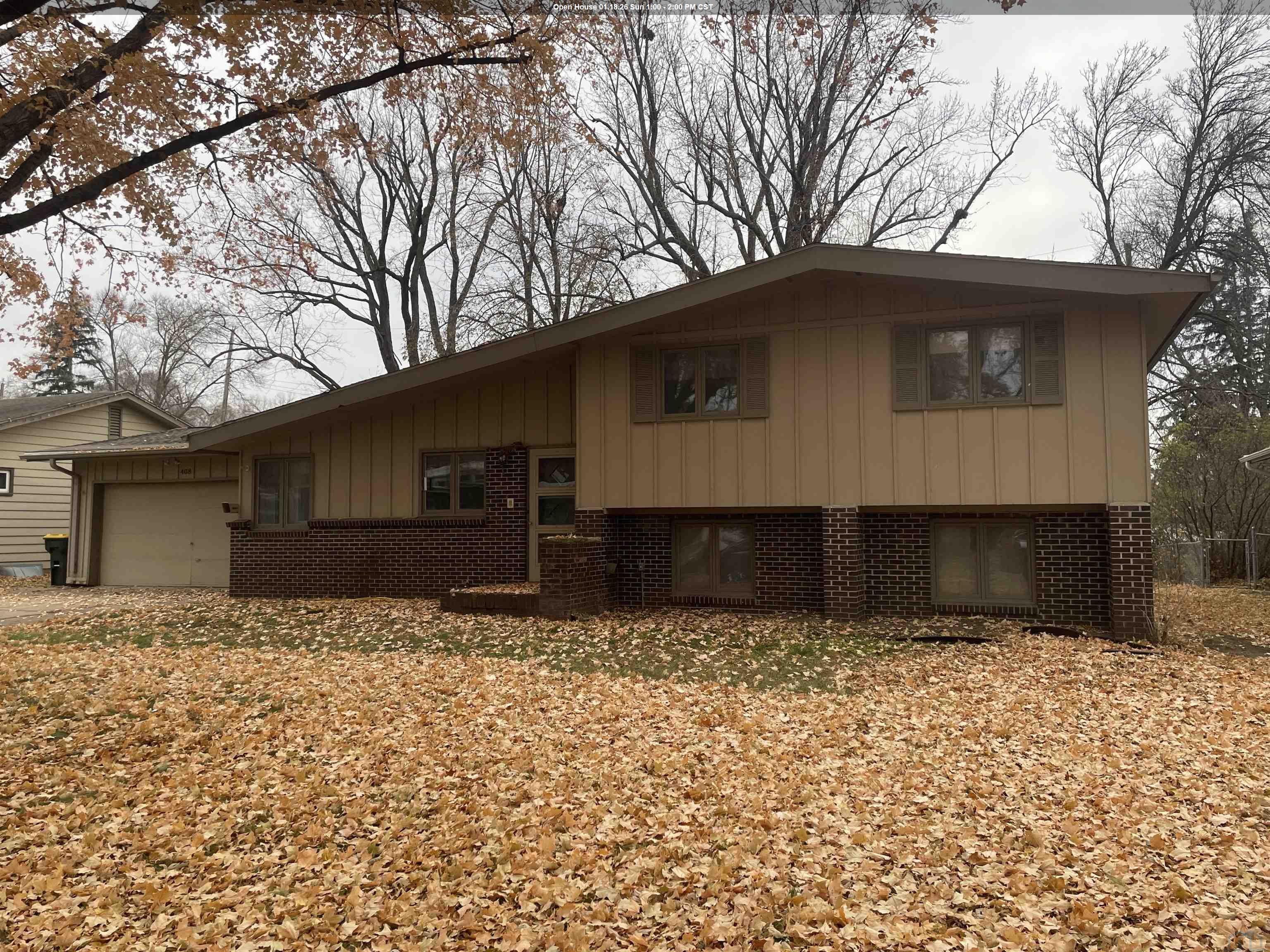 408 Hampden Ct, Sioux City, IA 51104 