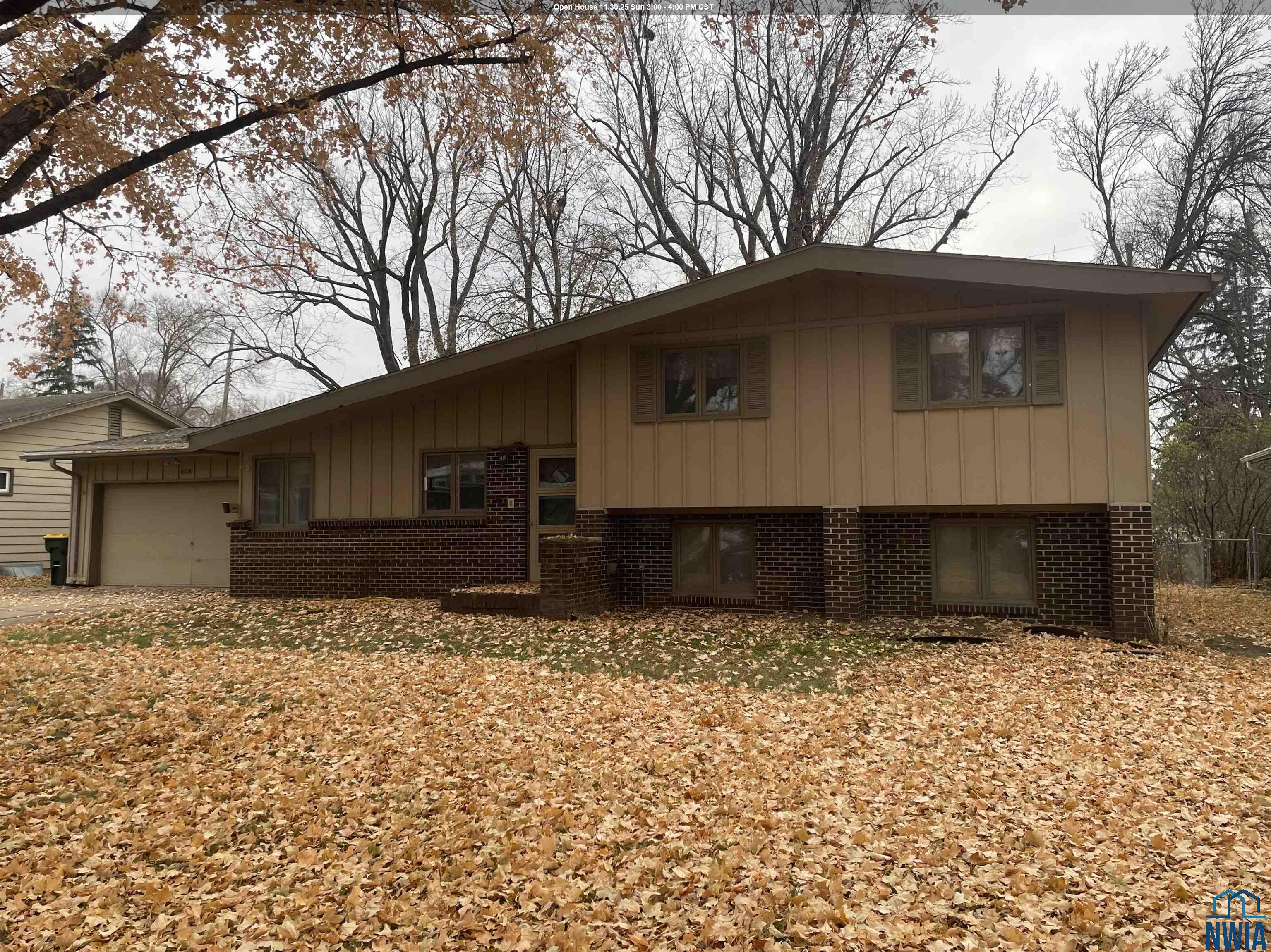 408 Hampden Ct, Sioux City, IA 51104 