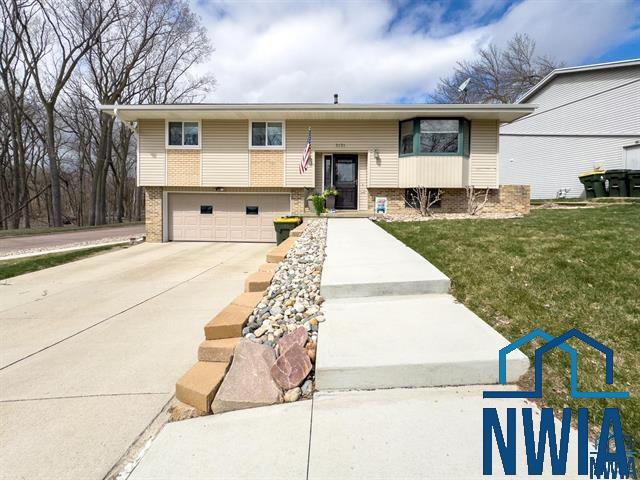 3131 S OLEANDER ST, Sioux City, IA 51106 