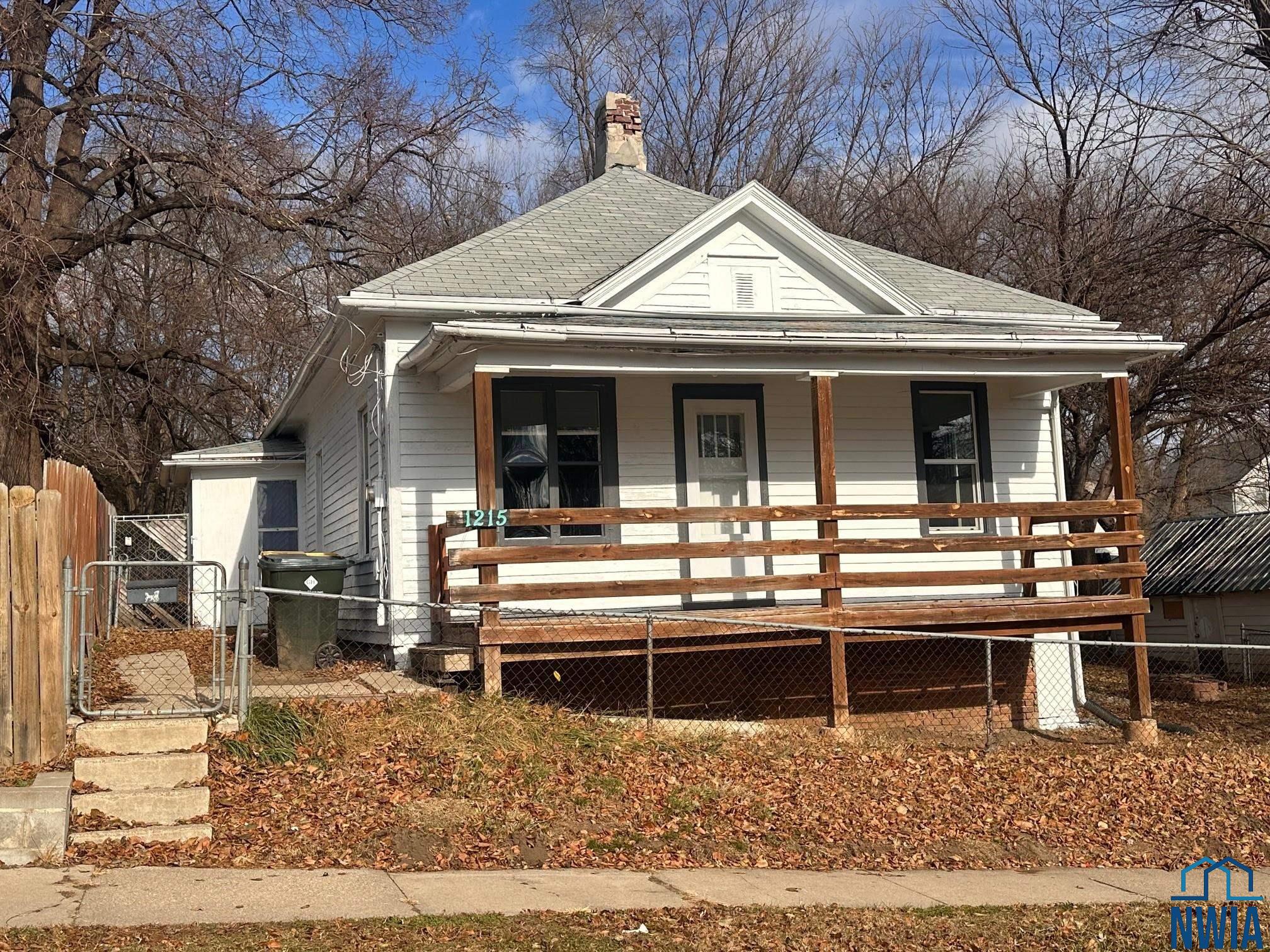 1215 16TH ST W, Sioux City, IA 51103 
