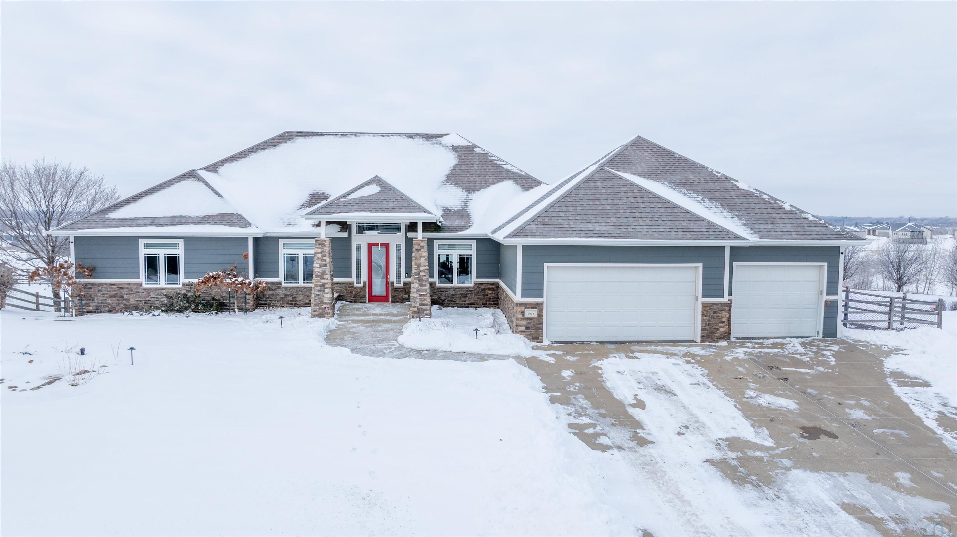 2629 Glen Ellen Road, Sioux City, IA 51106 