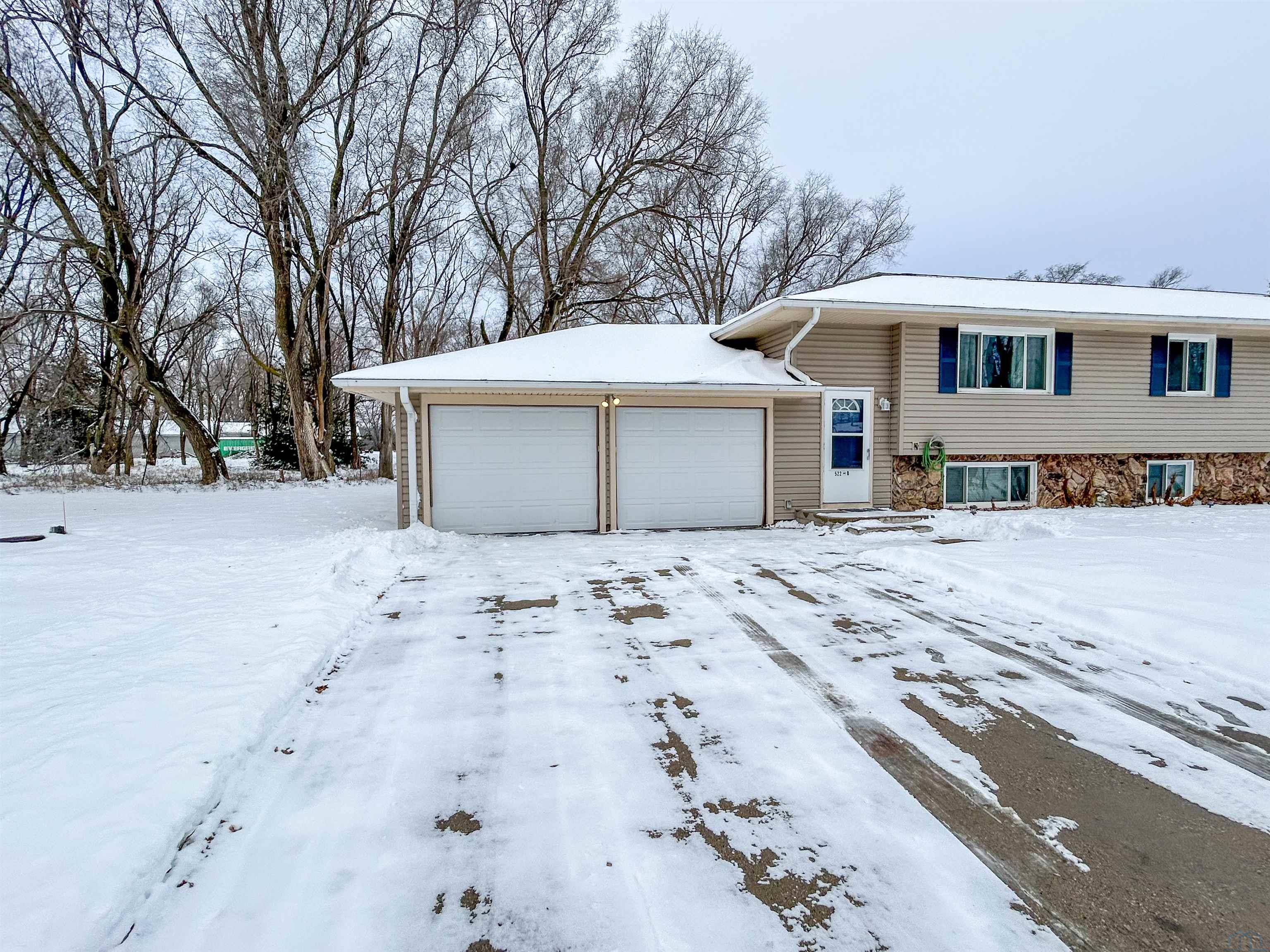 524 Tompkins Drive #B, South Sioux City, NE 68776 