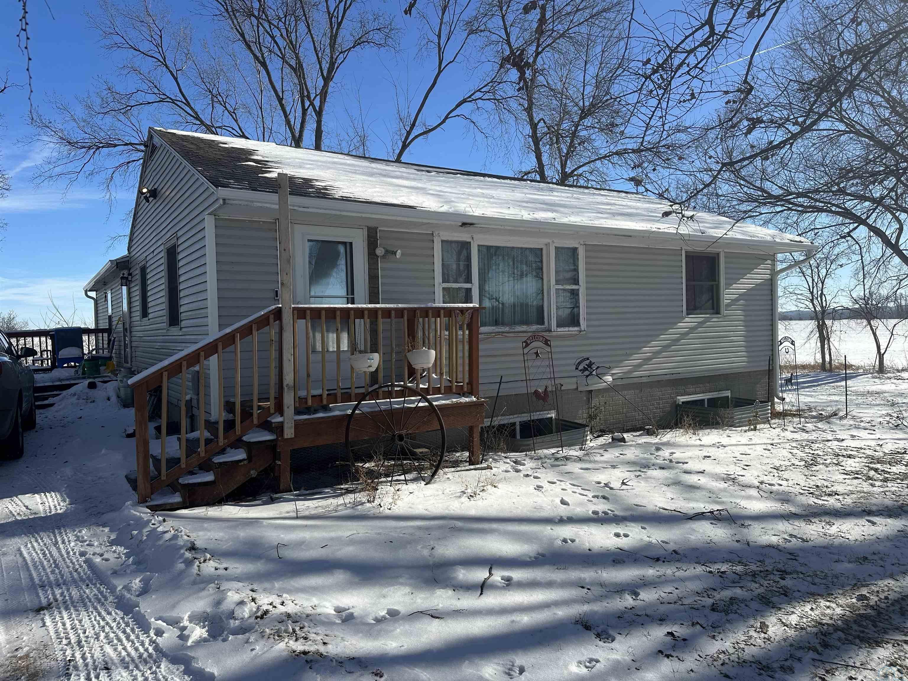 31802 458th Ave., Vermillion, SD 57069 