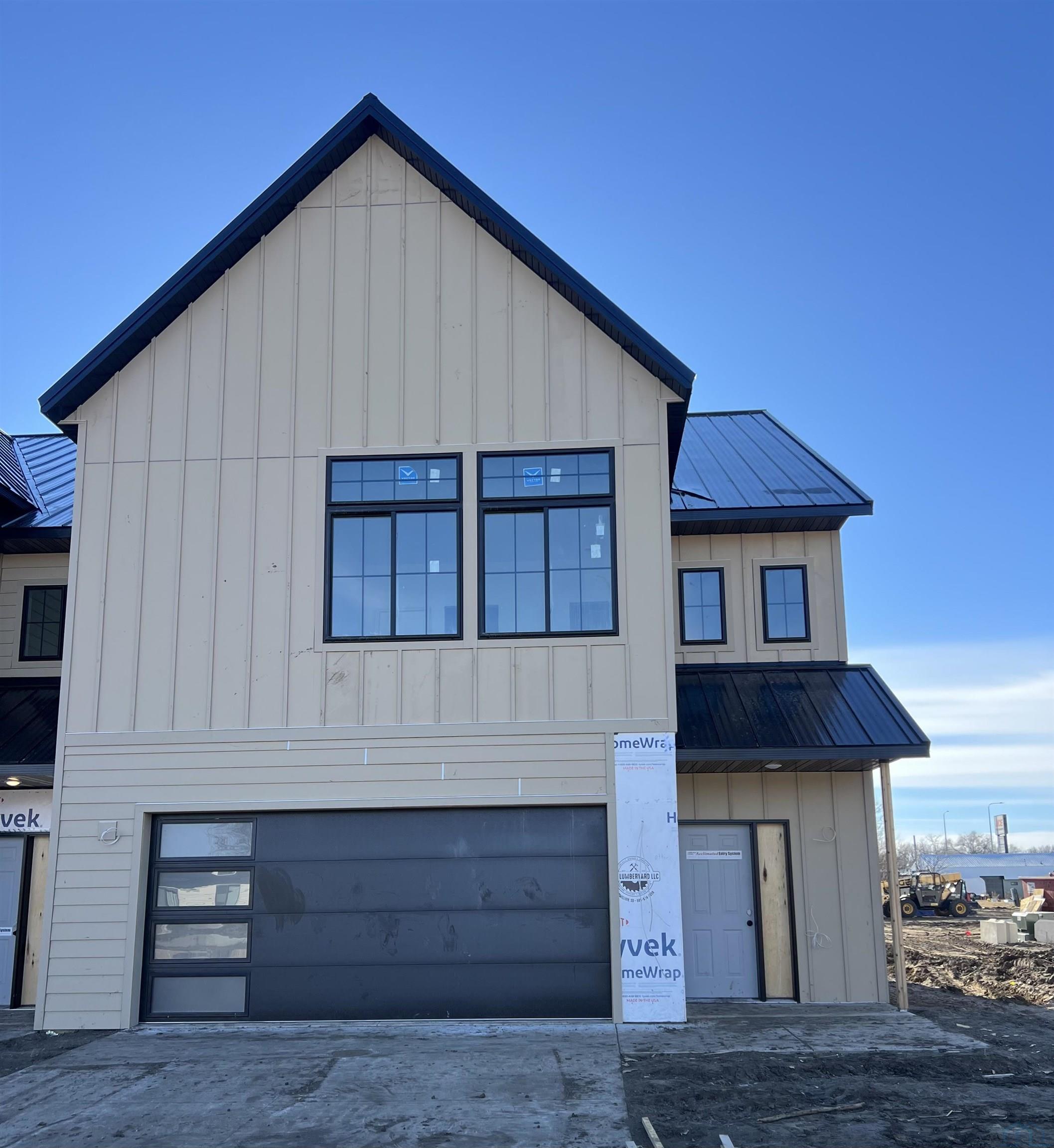 15 Duke St. E, Vermillion, SD 57069 