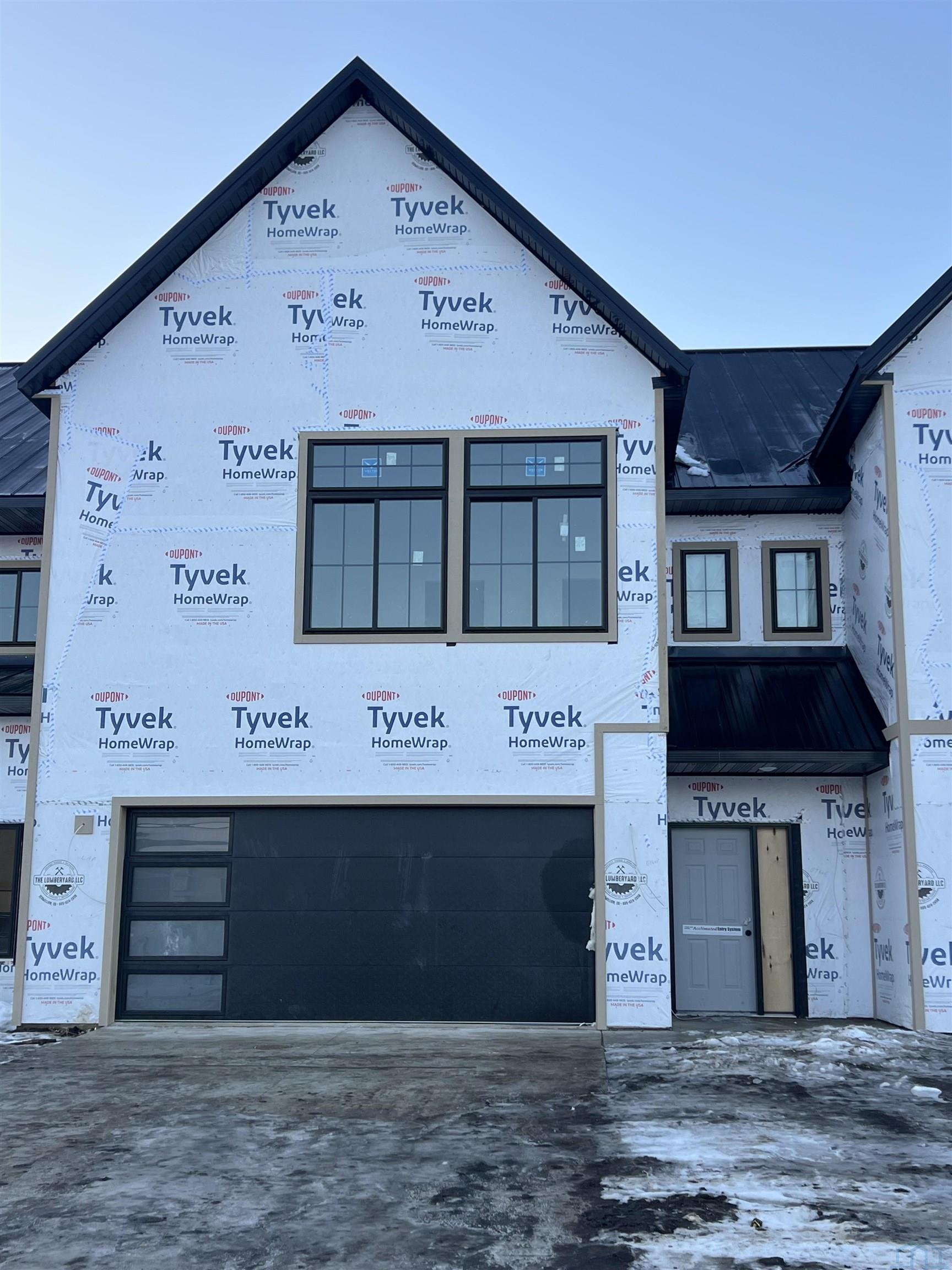 17 Duke St. E, Vermillion, SD 57069 